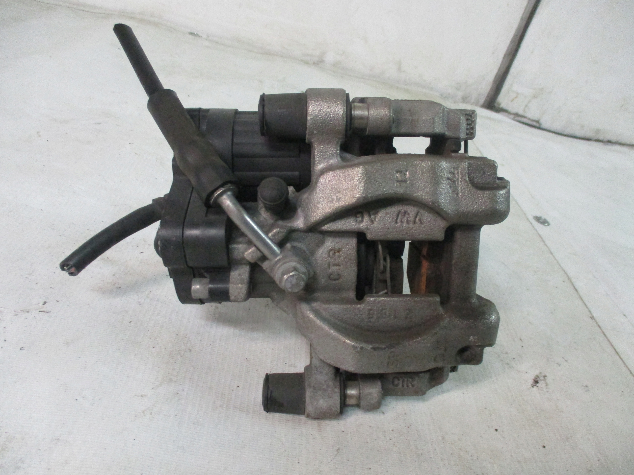 caliper left rear part VW Touran II 5NA electrical