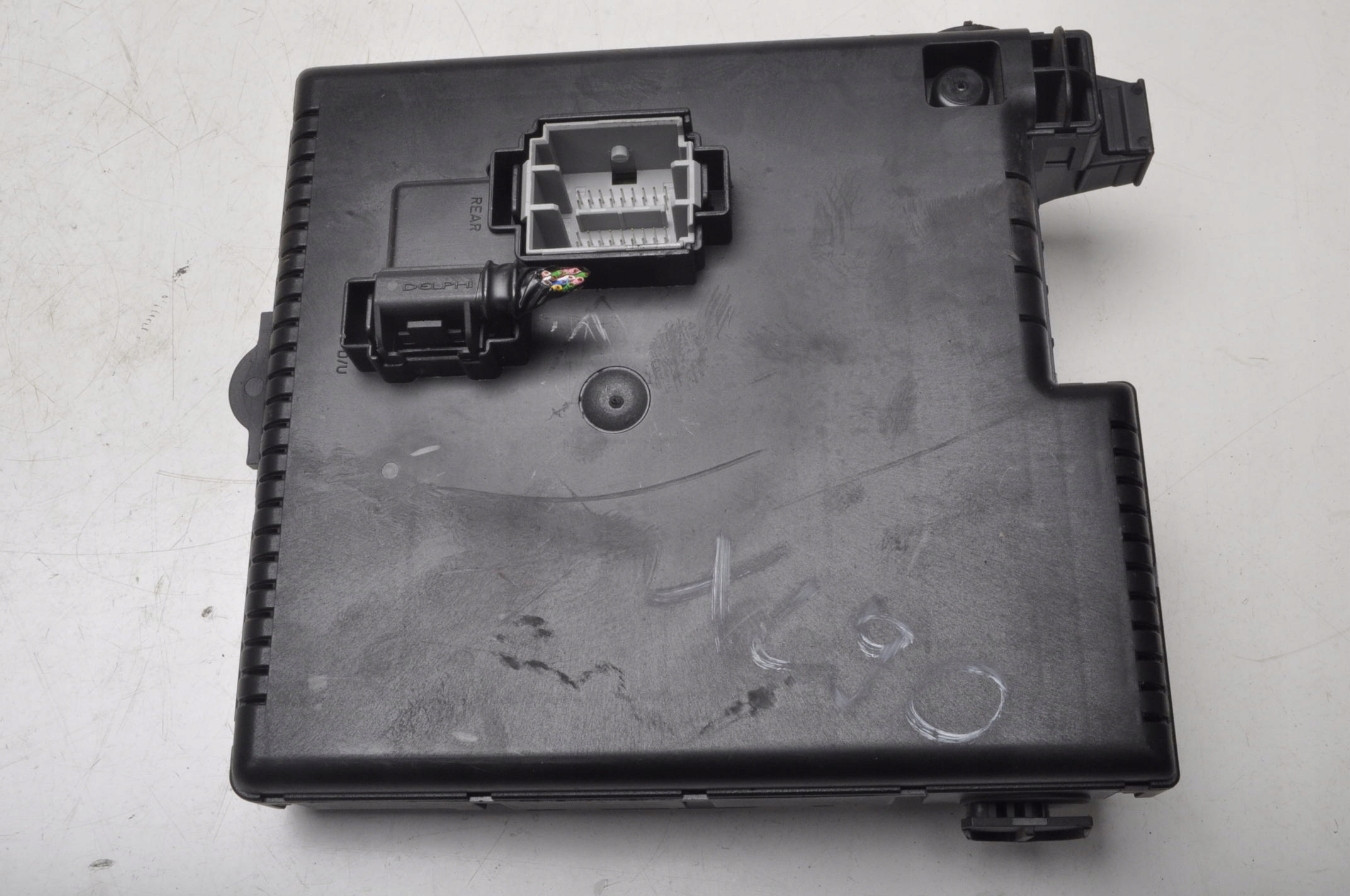 VOLVO XC90 SKRZYNKA BEZPIECZNIKÓW 31314469 Producent części Volvo OE