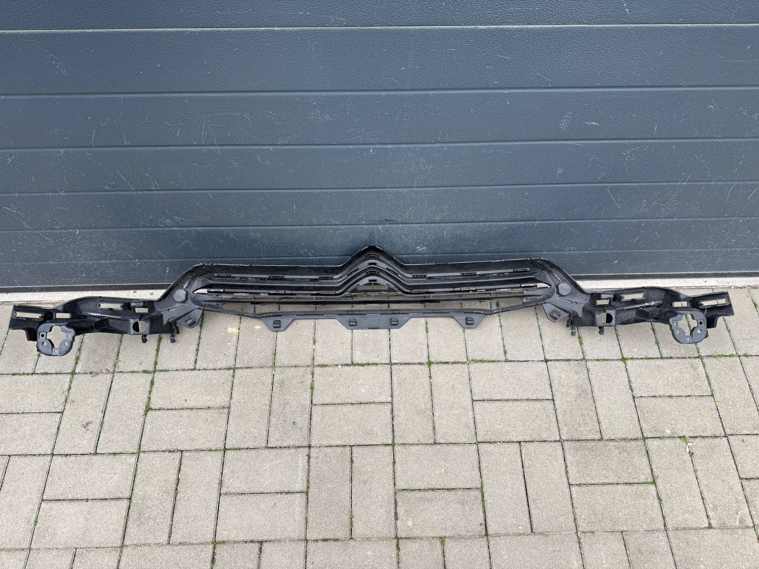 CITROEN C4 II pillar grille radiator 023436-16