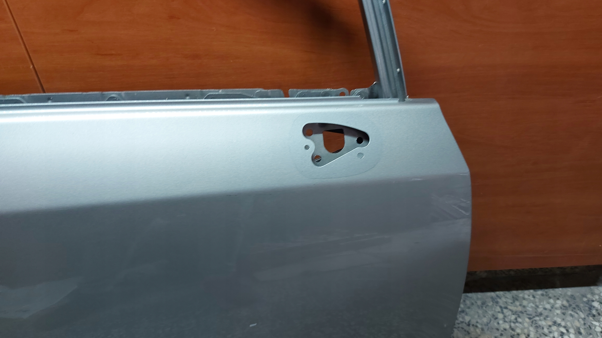 door right right front front TOYOTA AVENSIS T27