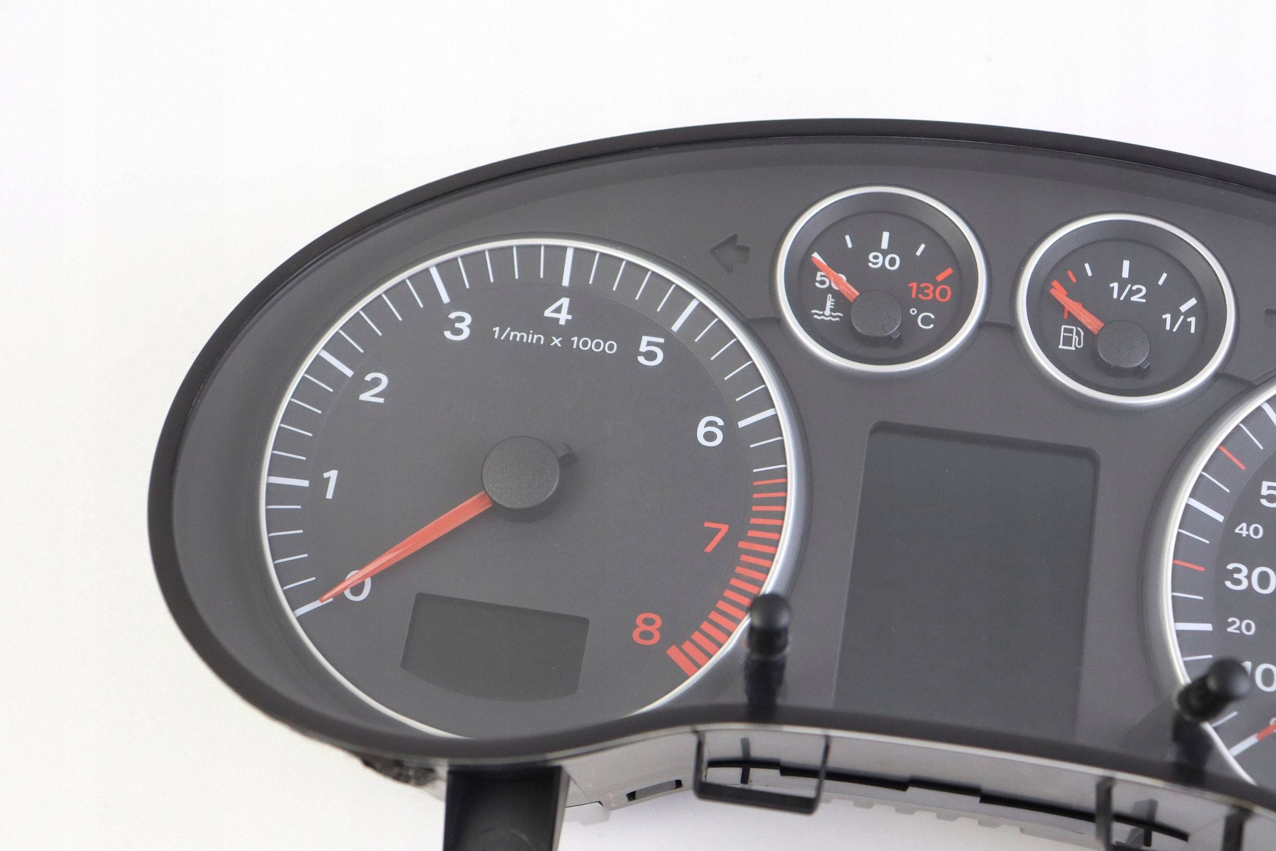 AUDI A3 8P dials dials PREDKOSCIOMIERZ 1.6 petrol 8P0920930G