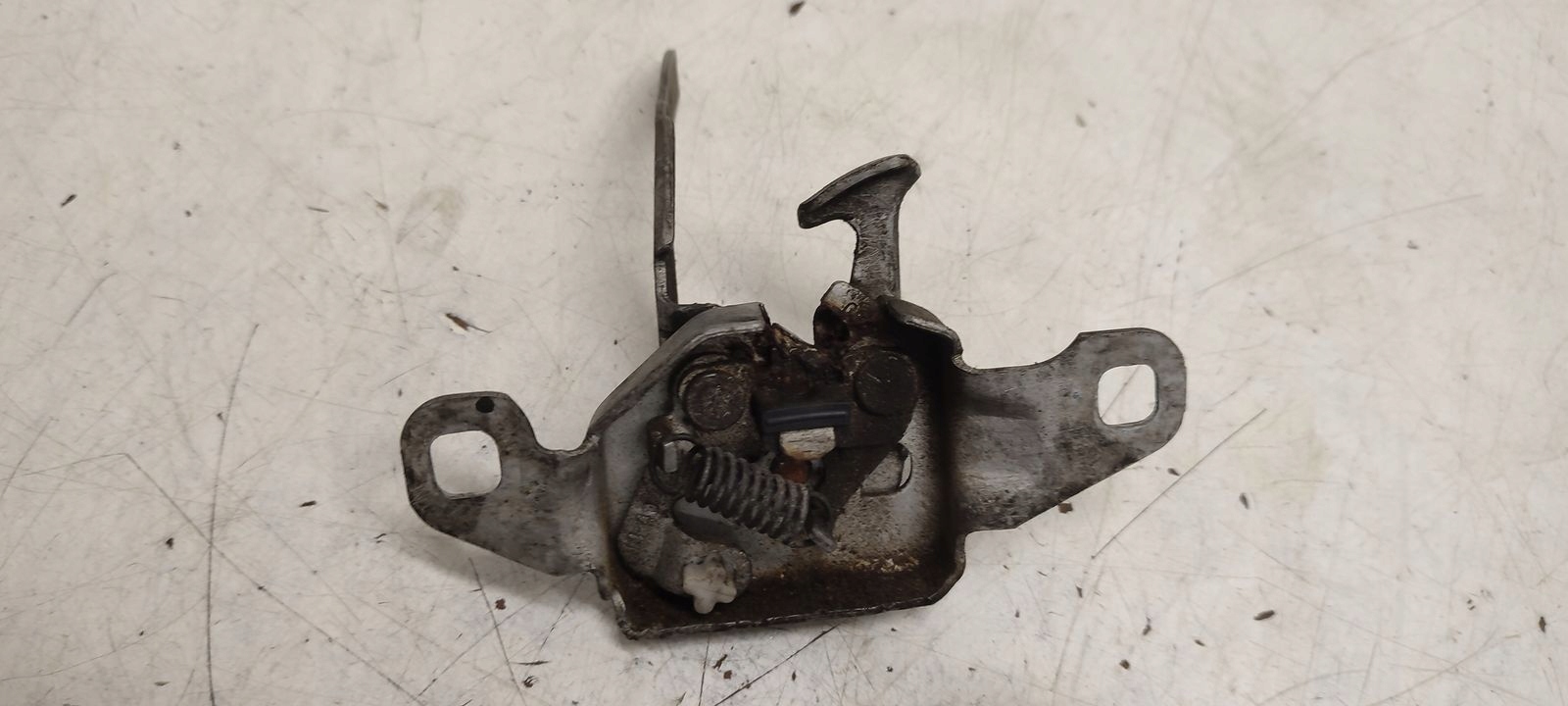 bonnet latch lock Dacia Duster 1,2 TCE