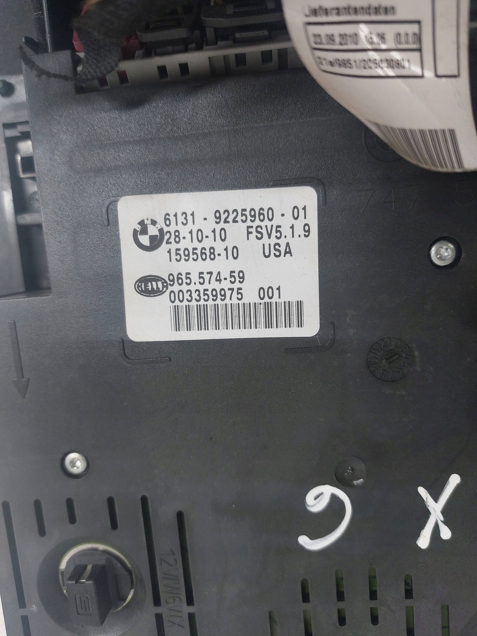 BMW X5 E70 X6 E7 light of the interior ZPODSUFITKI front button 9225960