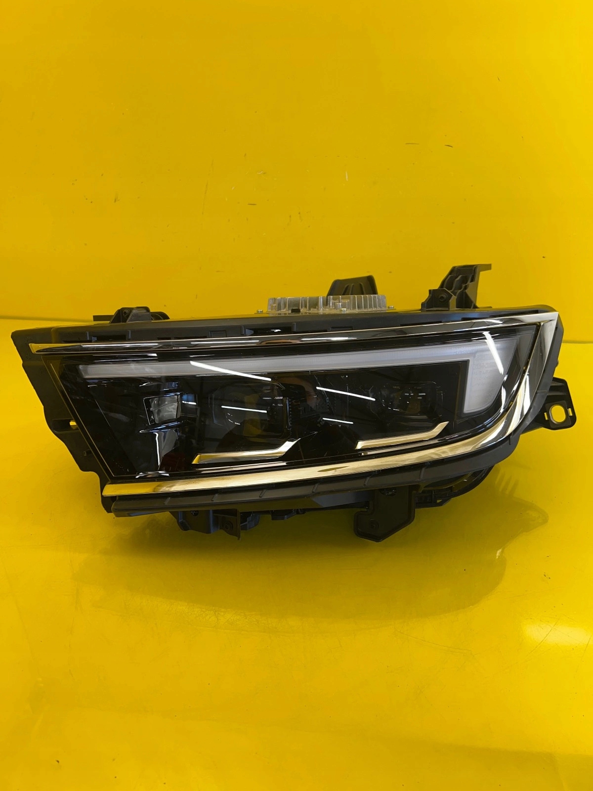 light left Opel Astra 6 VI L 21- Full Led 9852849880