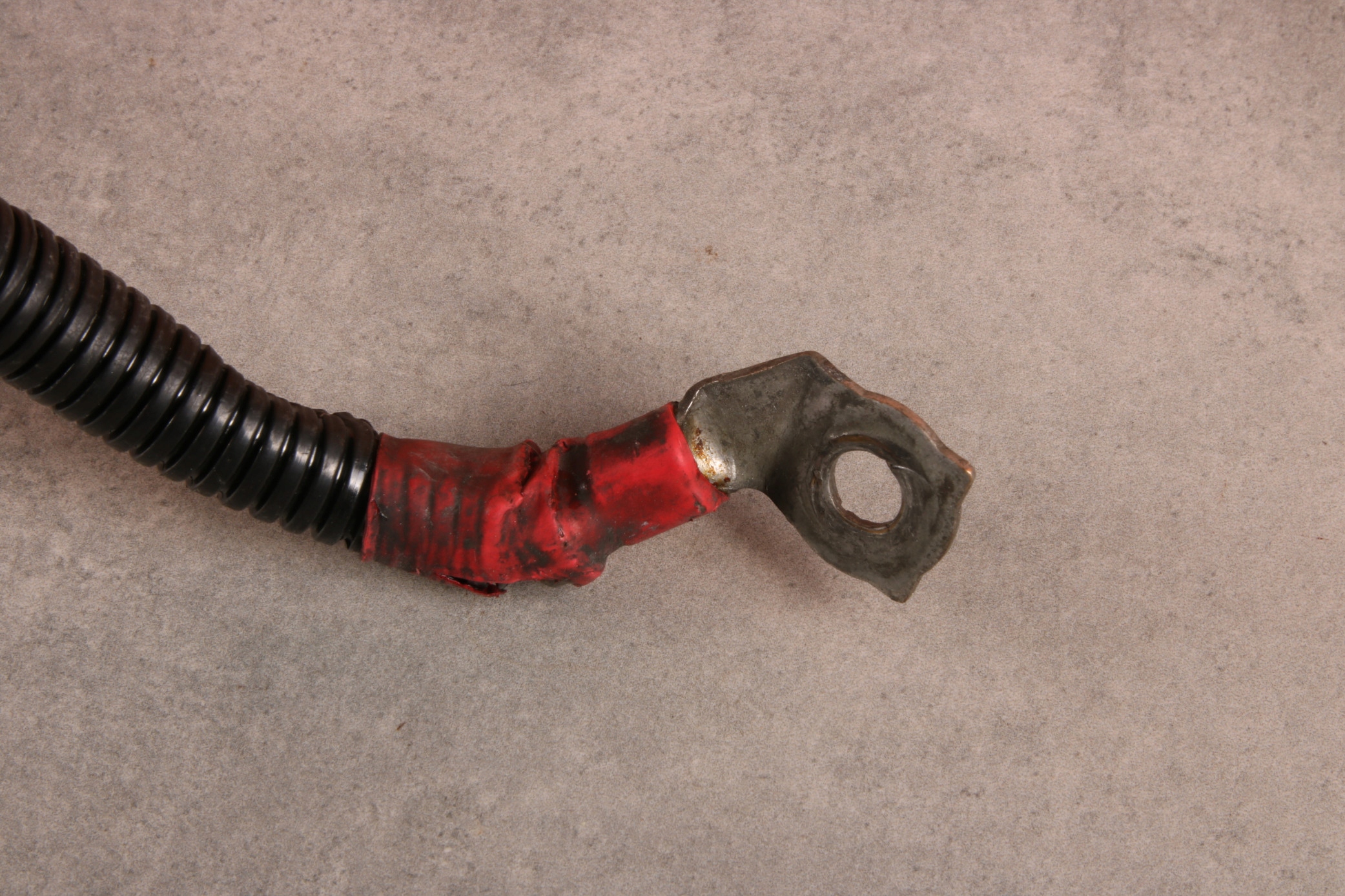 BMW E46 E60 E61 E65 X3 E83 KABEL prijenos alternatora ROZRUSZNIKA 1439743