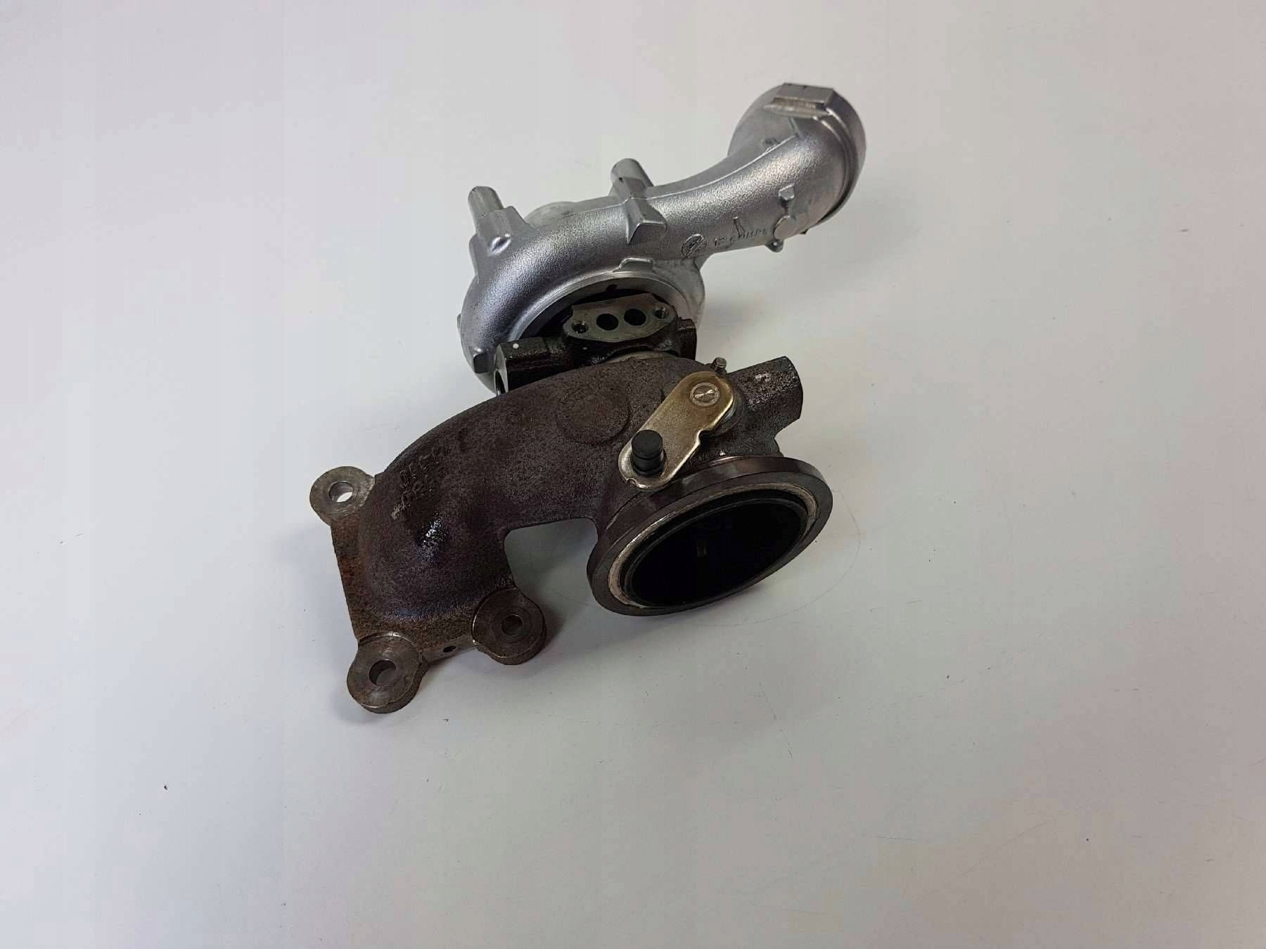 VW JETTA VII 1.4 TSI turbo 04E145722G
