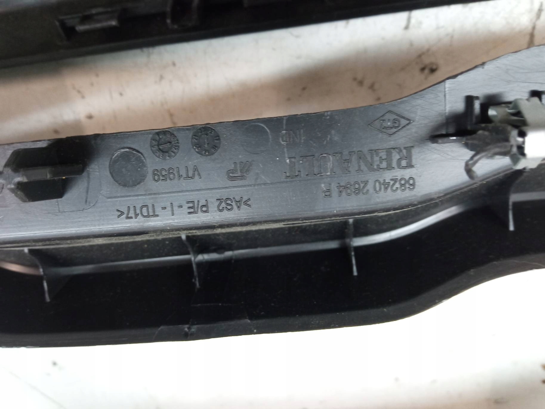 obal budíku RÁM PANELU klími KOMPLET Dacia Duster II (2017-2024)