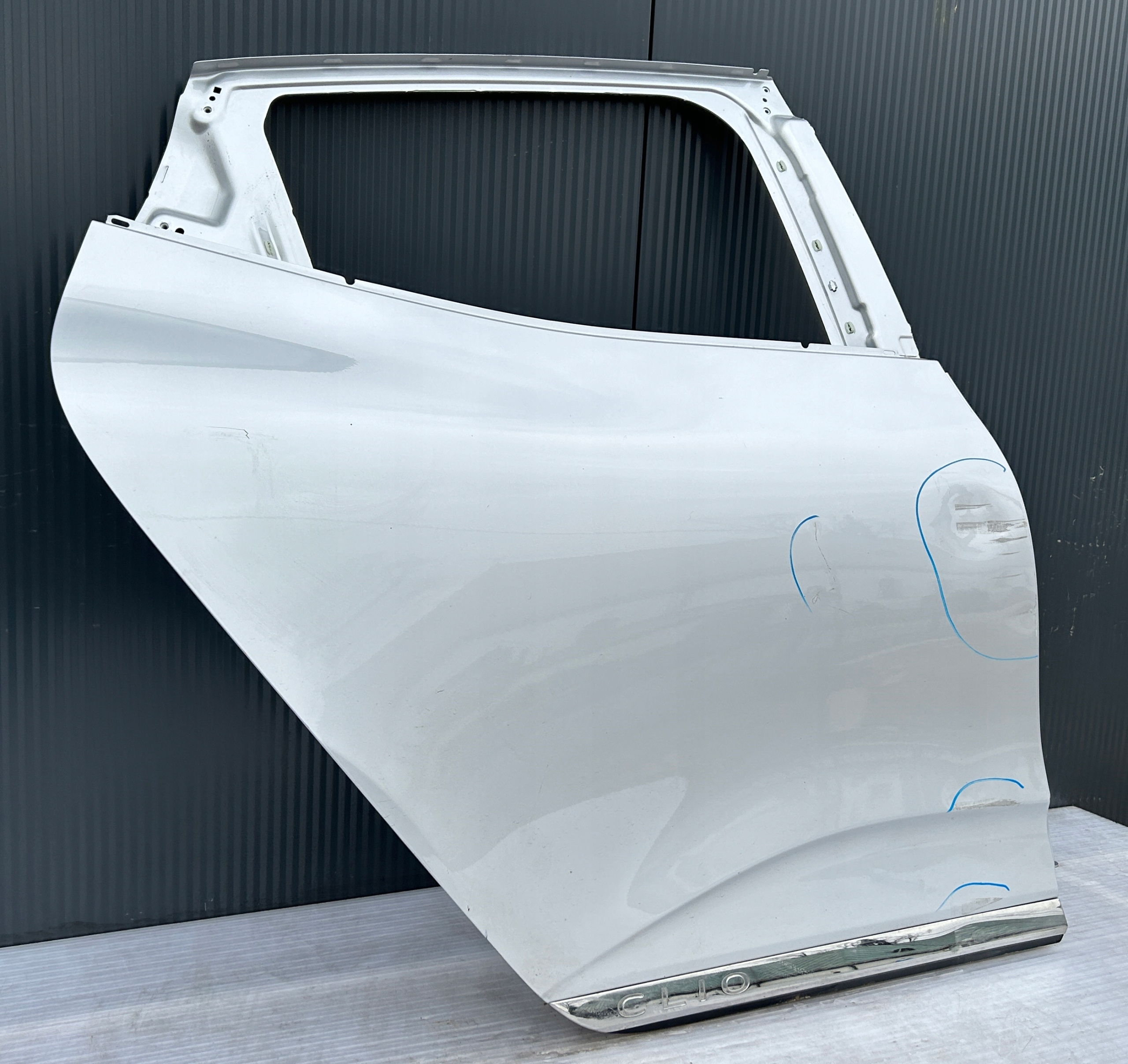 door right rear part rear. RENAULT CLIO V 19