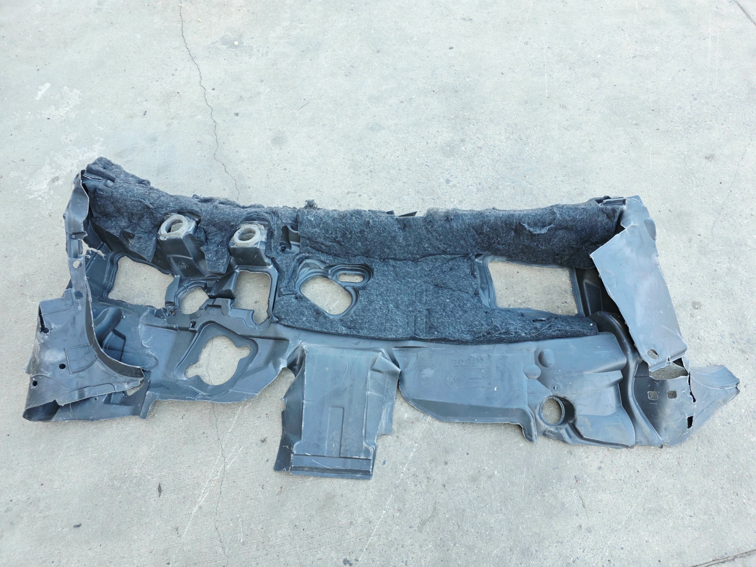 soundproofing partition wall AUDI A4 B9 A5 8W1863947K