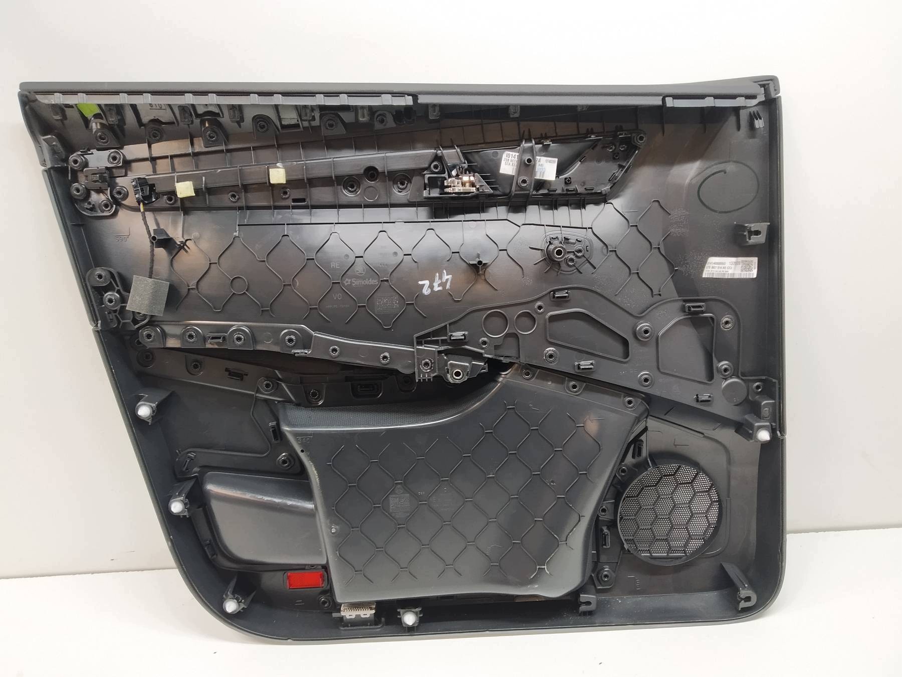 tapacír bok pravý předek spolujezdce Skoda Karoq a (2017-)