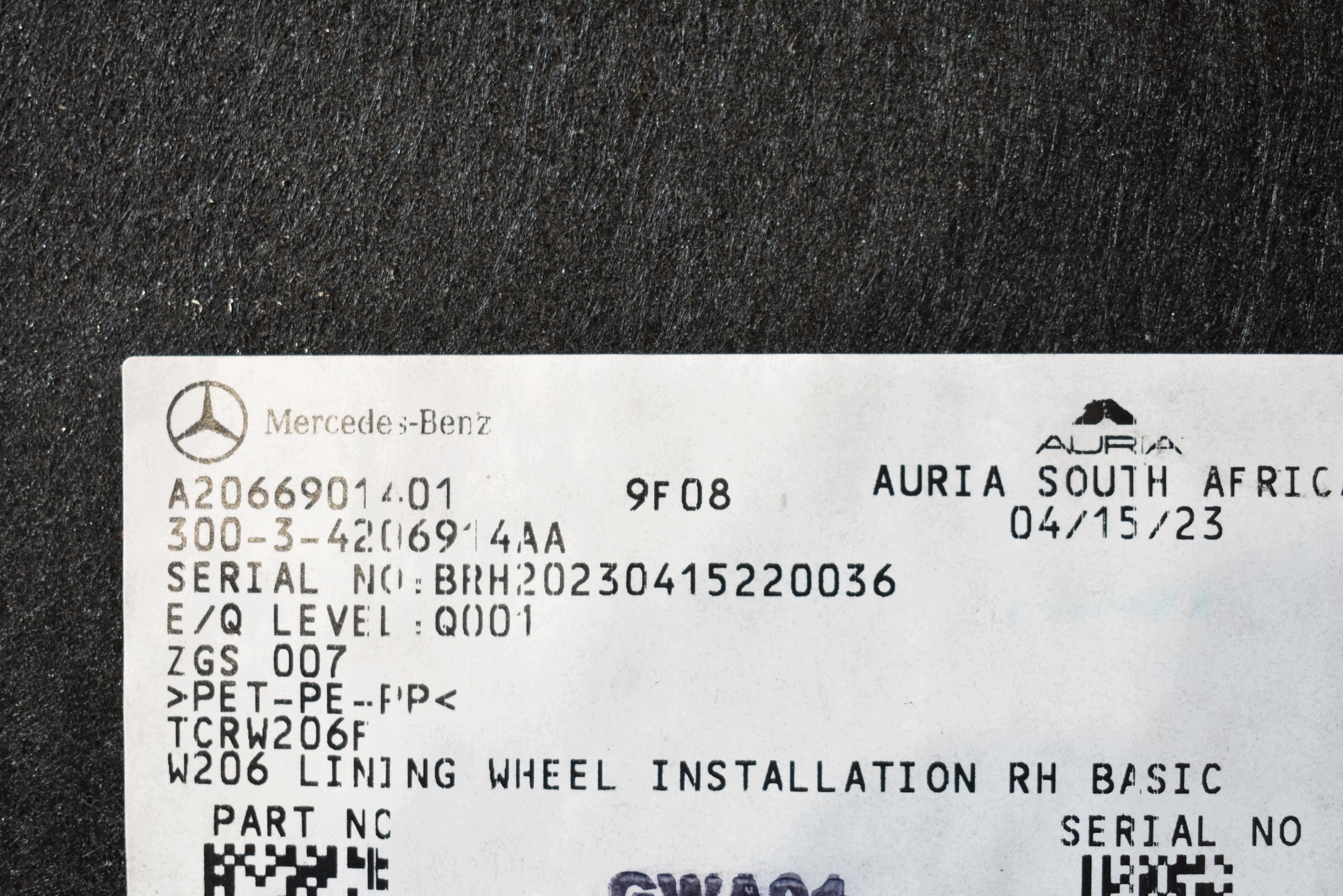IDEALNY boot upholstery right MERCEDES W206 1