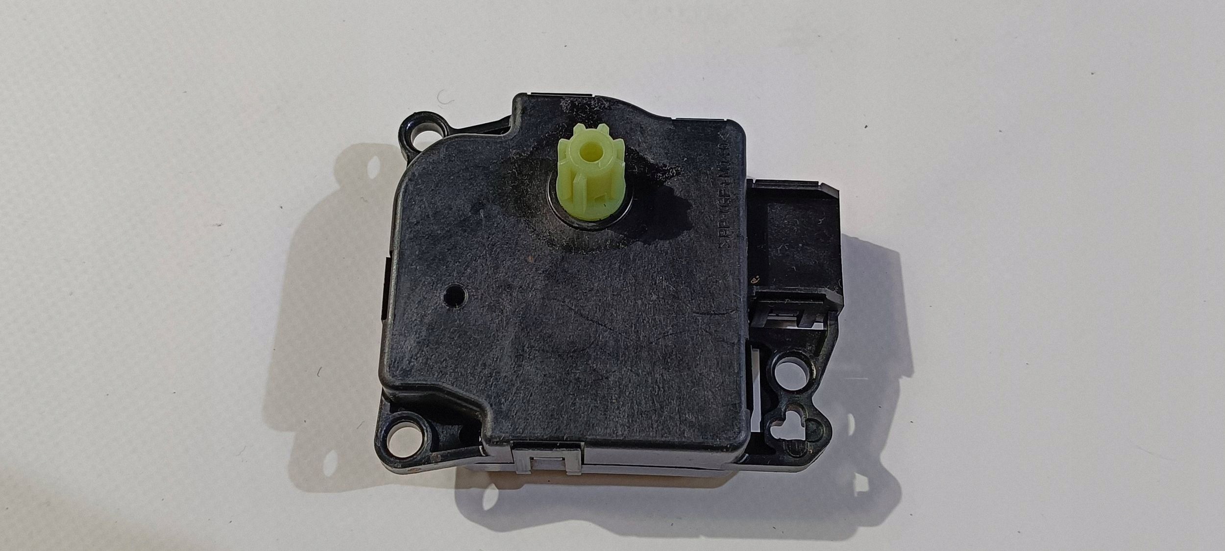 Motorino PISTONI PORTELLONE klap BOCCHETTE GRUPPO STUFA RISCALDAMENTO Dodge Charger Challenger 2015