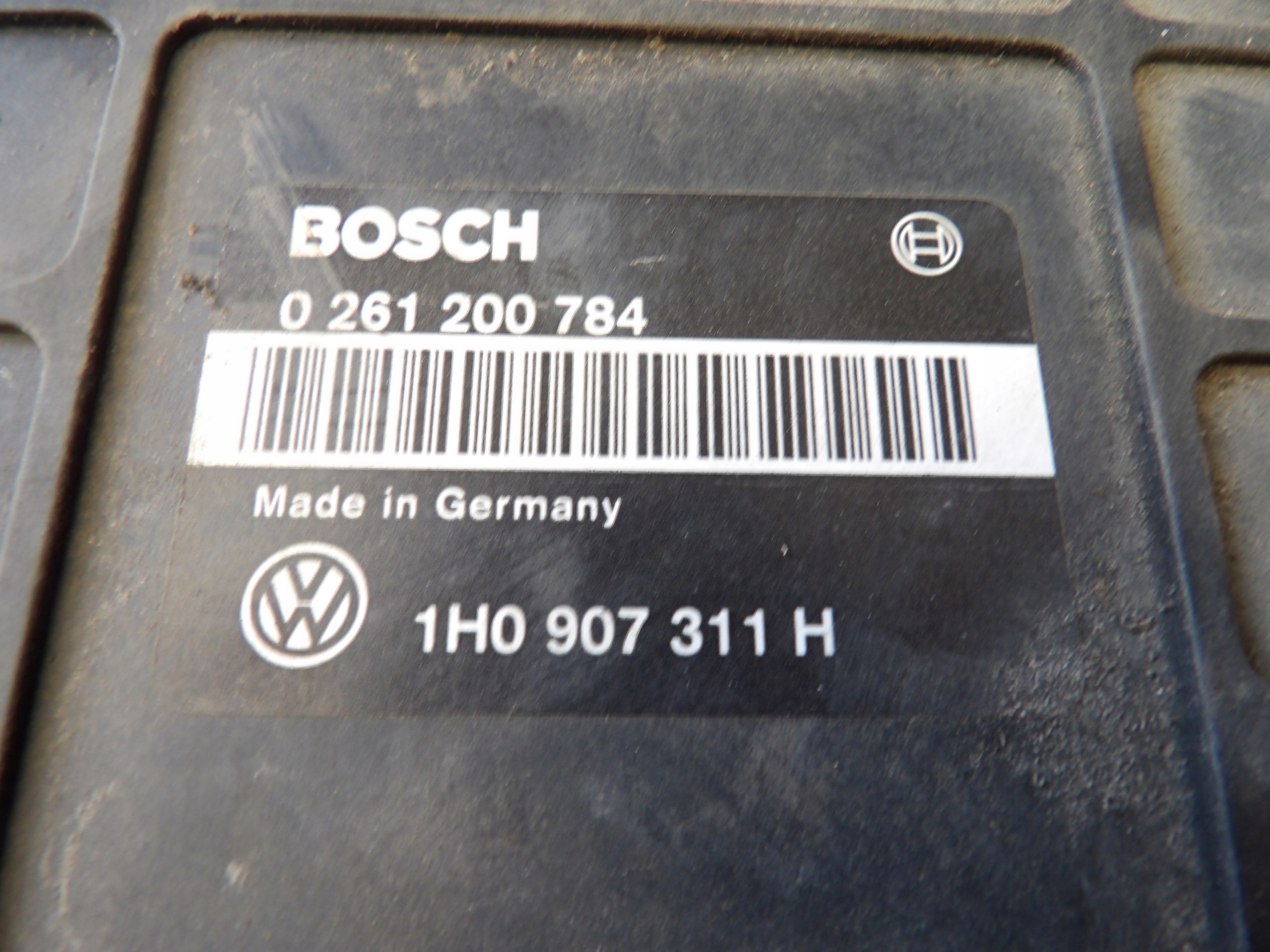 VW Golf III computer, control unit 0261200784, 1H0907311H