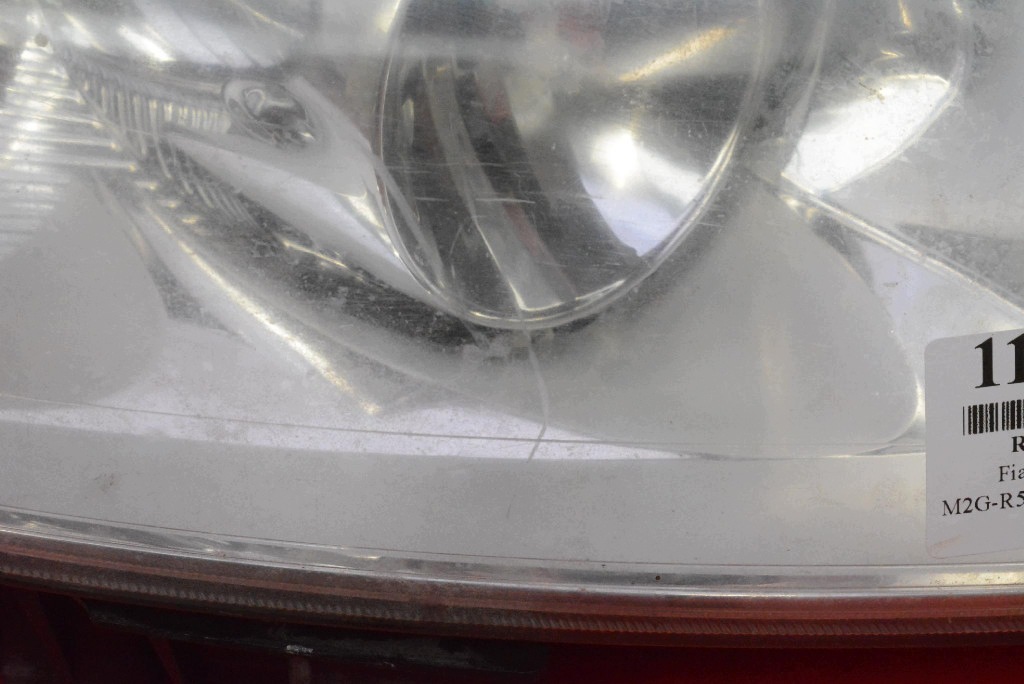 REFLEKTOR right light front EU 51826738 FIAT LINEA 06-12