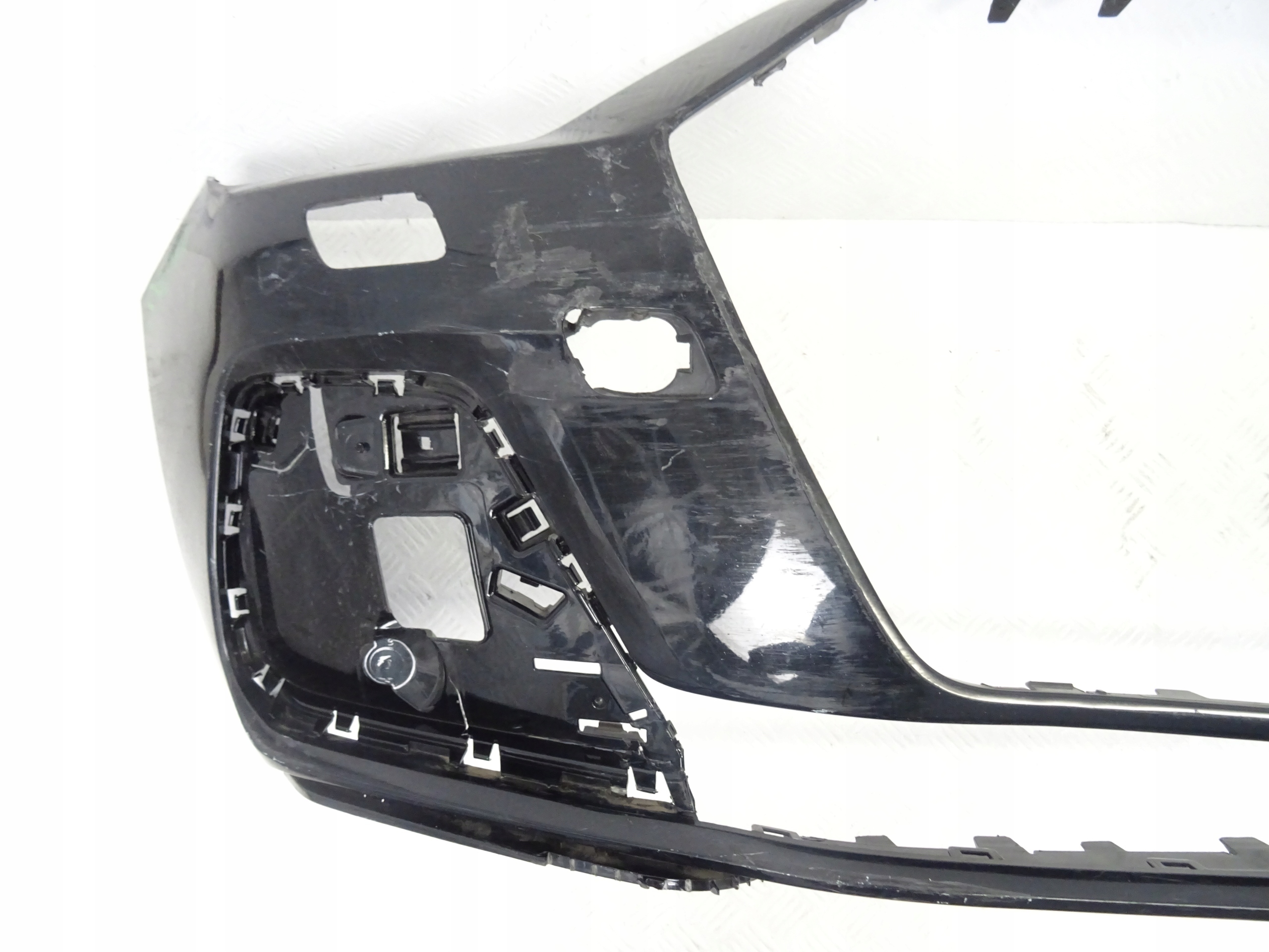Audi A1 II 82A nárazník předek přední