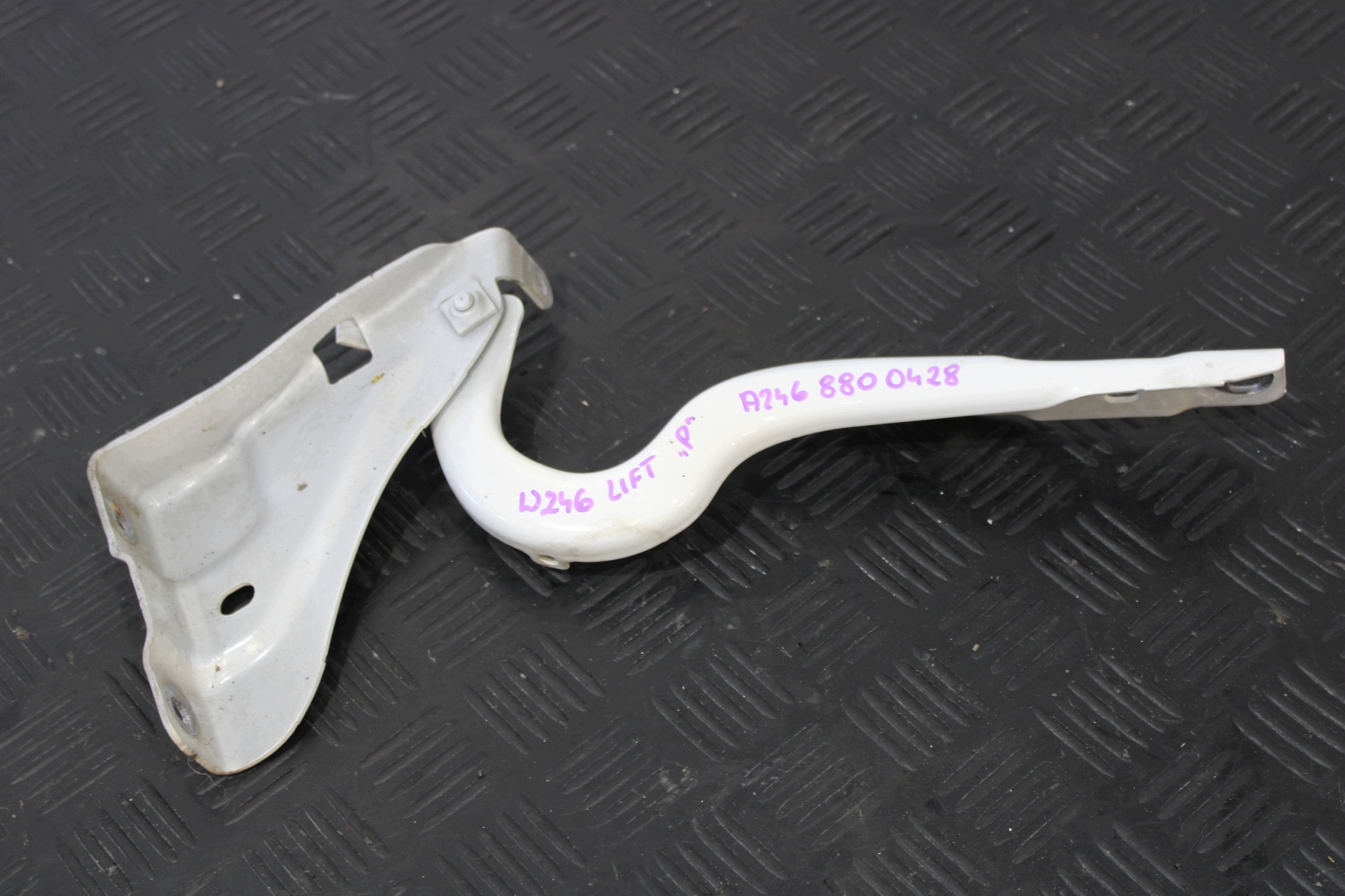 hinge bonnets right A2468800428 MERCEDES B-class W246 LIFT