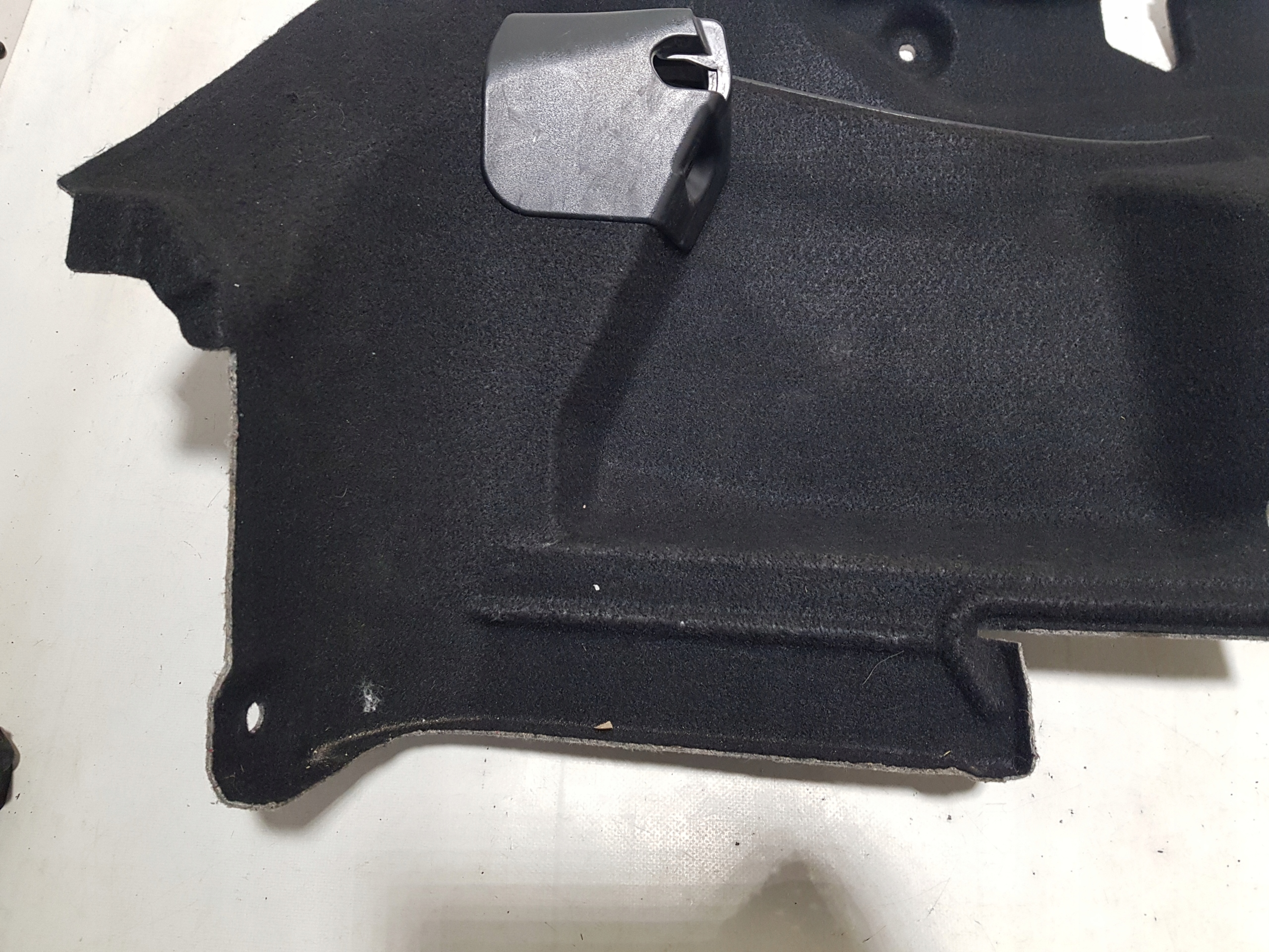 MERCEDES SLK W172 R172 boot upholstery left