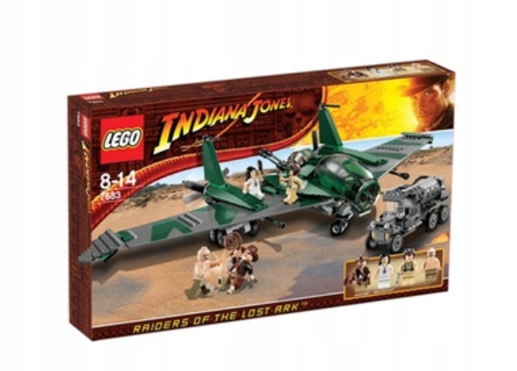Lego Indiana Jones 7683 lot samolotem