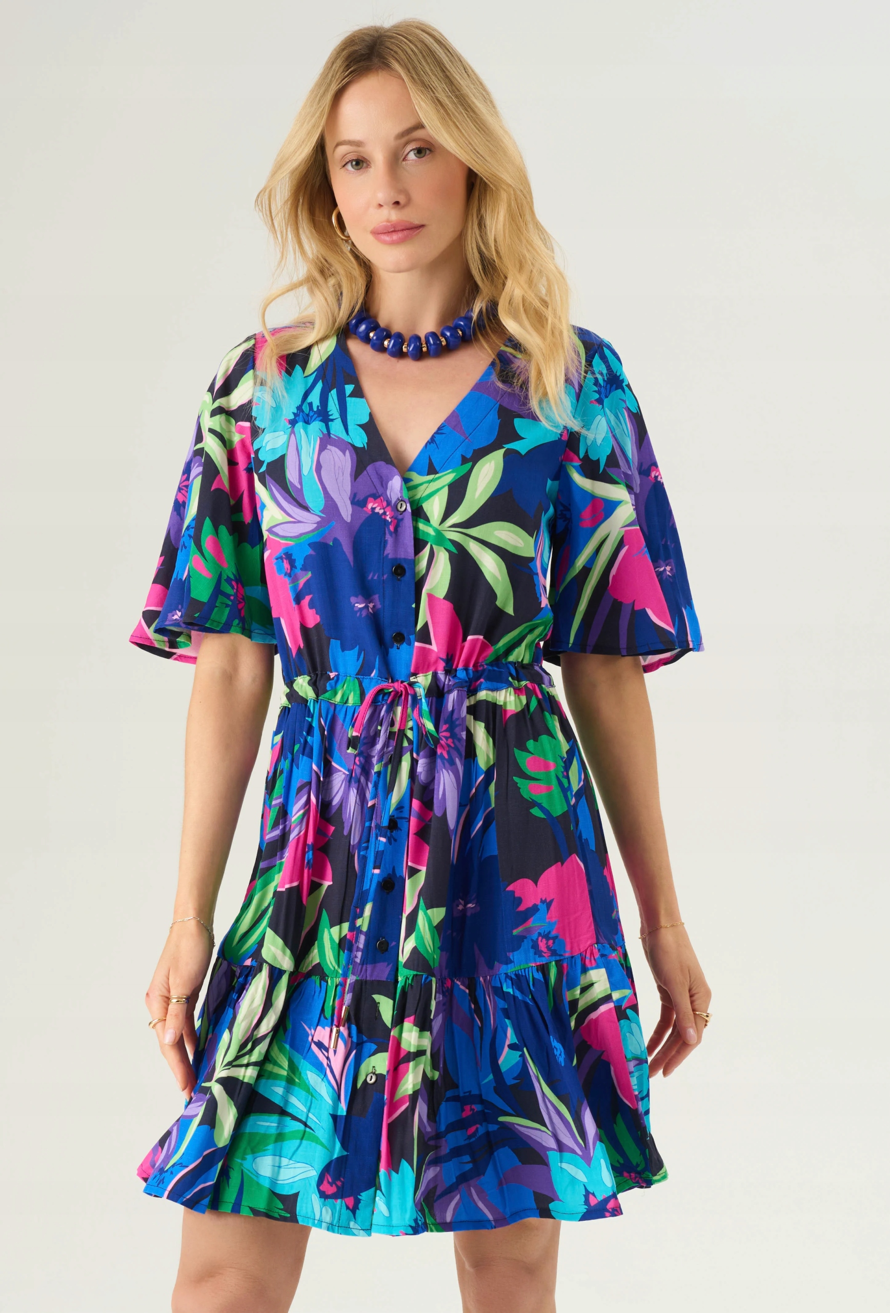 Femestage Krótka sukienka w energetyczny print 44