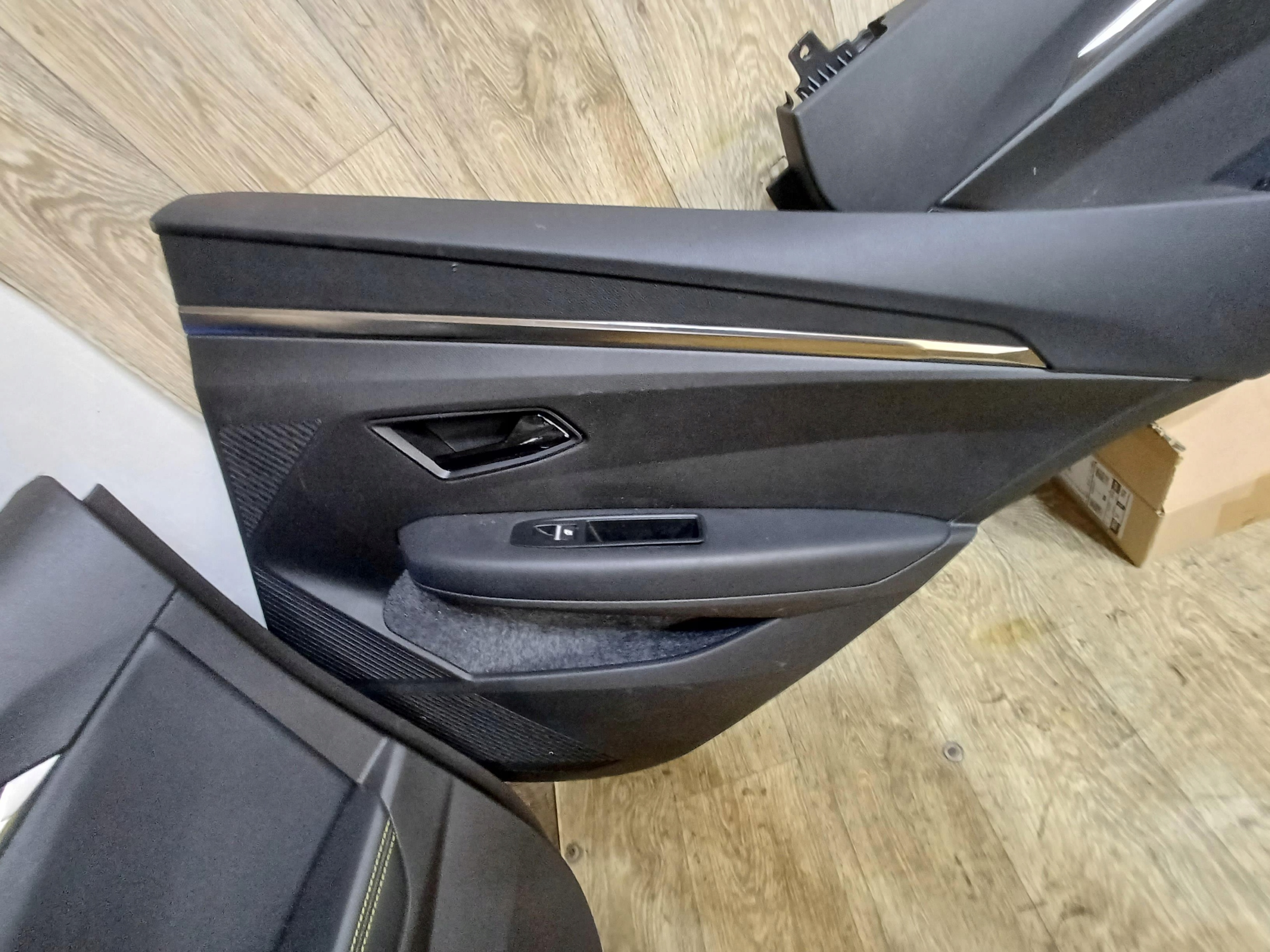 side upholstery door RENAULT MEGANE V E-TECH 2022