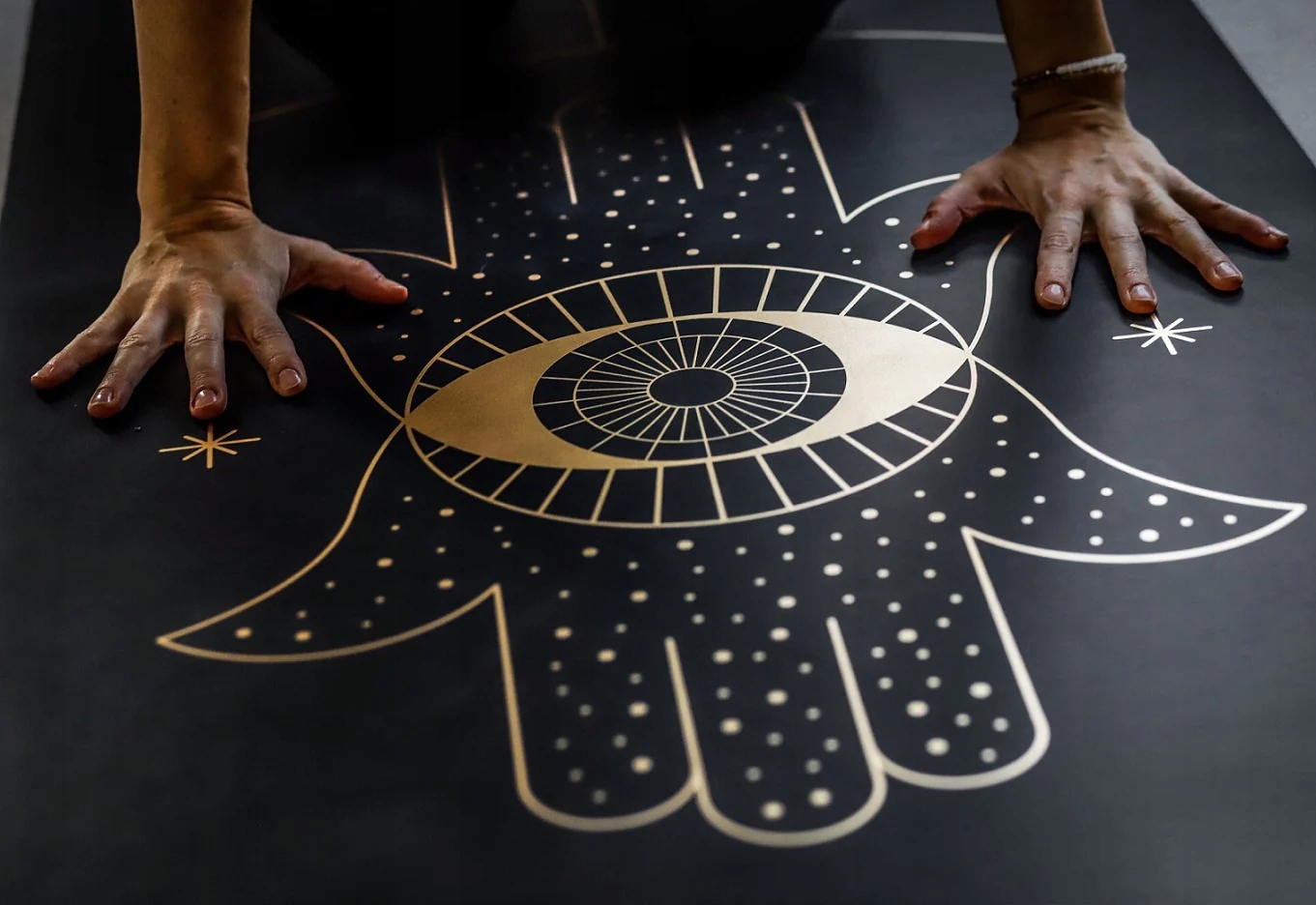 Mata do jogi Moonholi PRO STICKY ILLUMINATION Model Pro Sticky Illumination