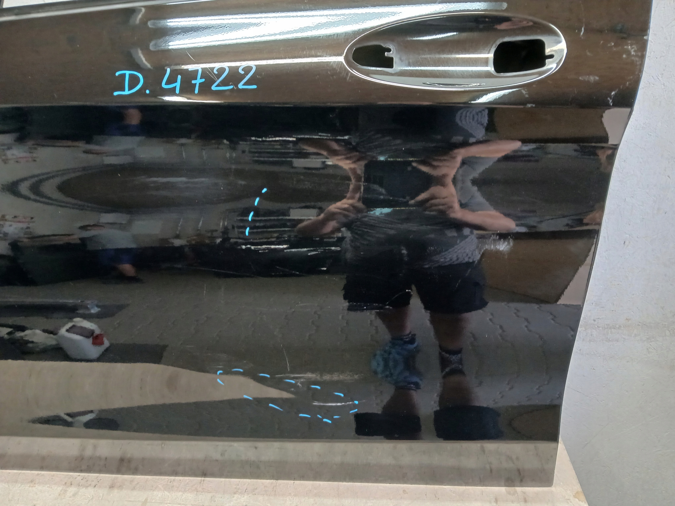 dveře předek levé MERCEDES C KLASA W205