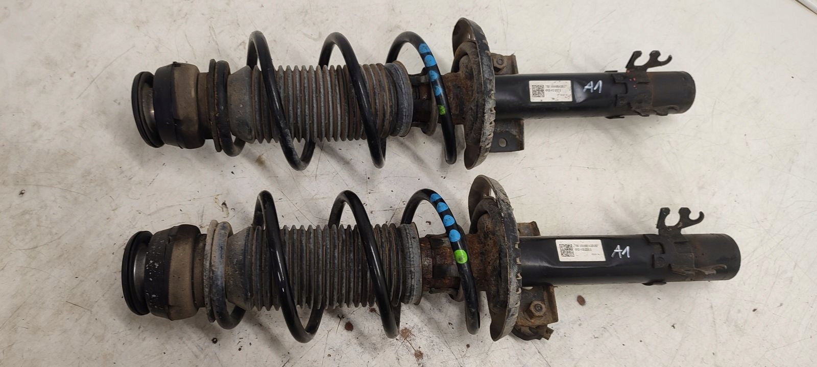 shock absorber spring front sususpension Audi A1 1,2 TSI