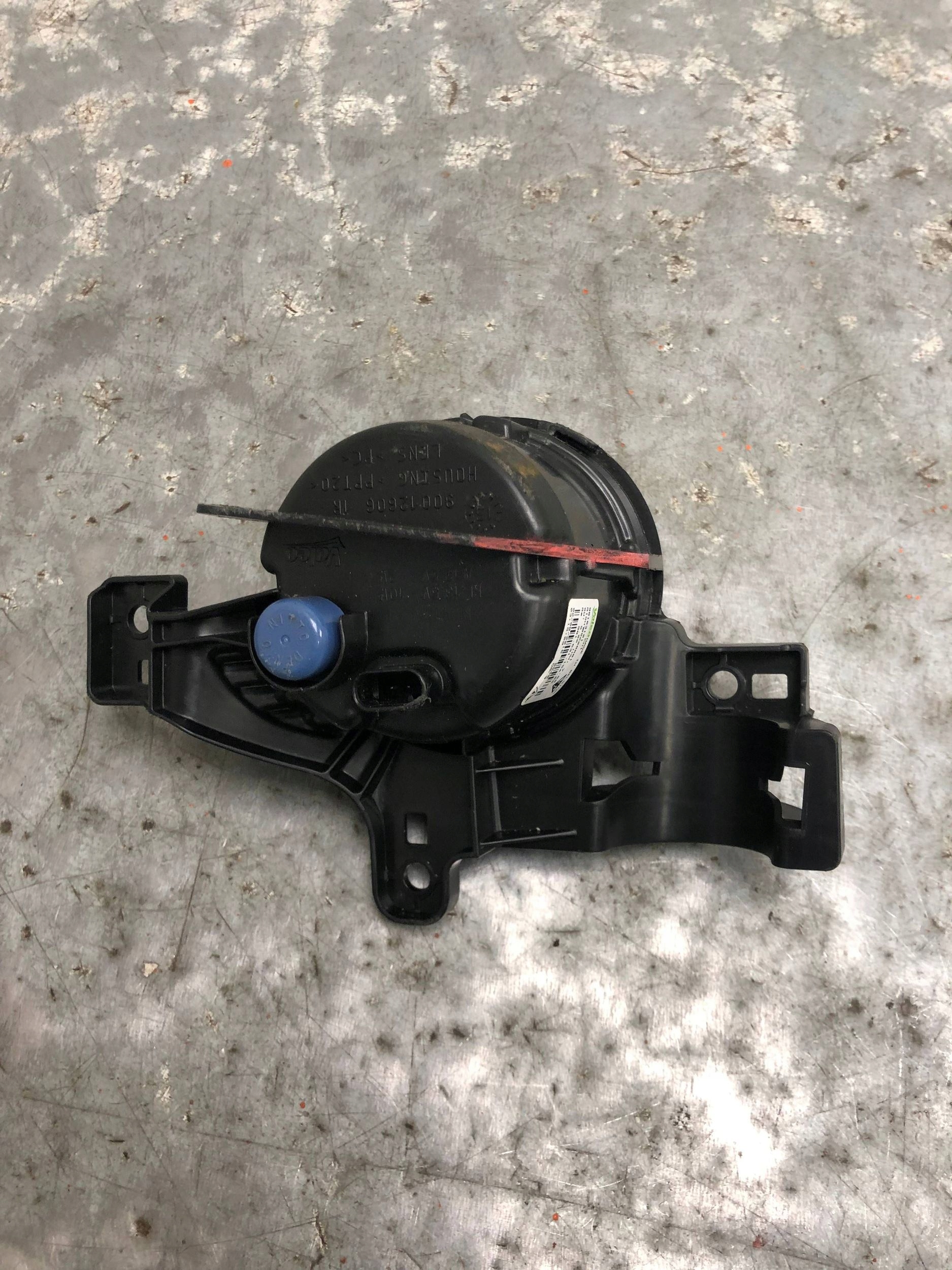 fog light right front PORSCHE CAYENNE 98163115402