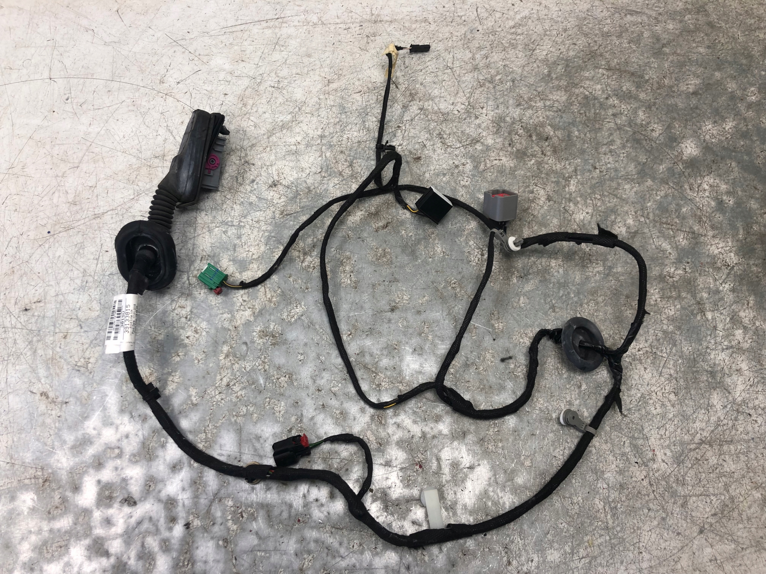 bundle door left rear part OPEL INSIGNIA B KOMBI 39133815