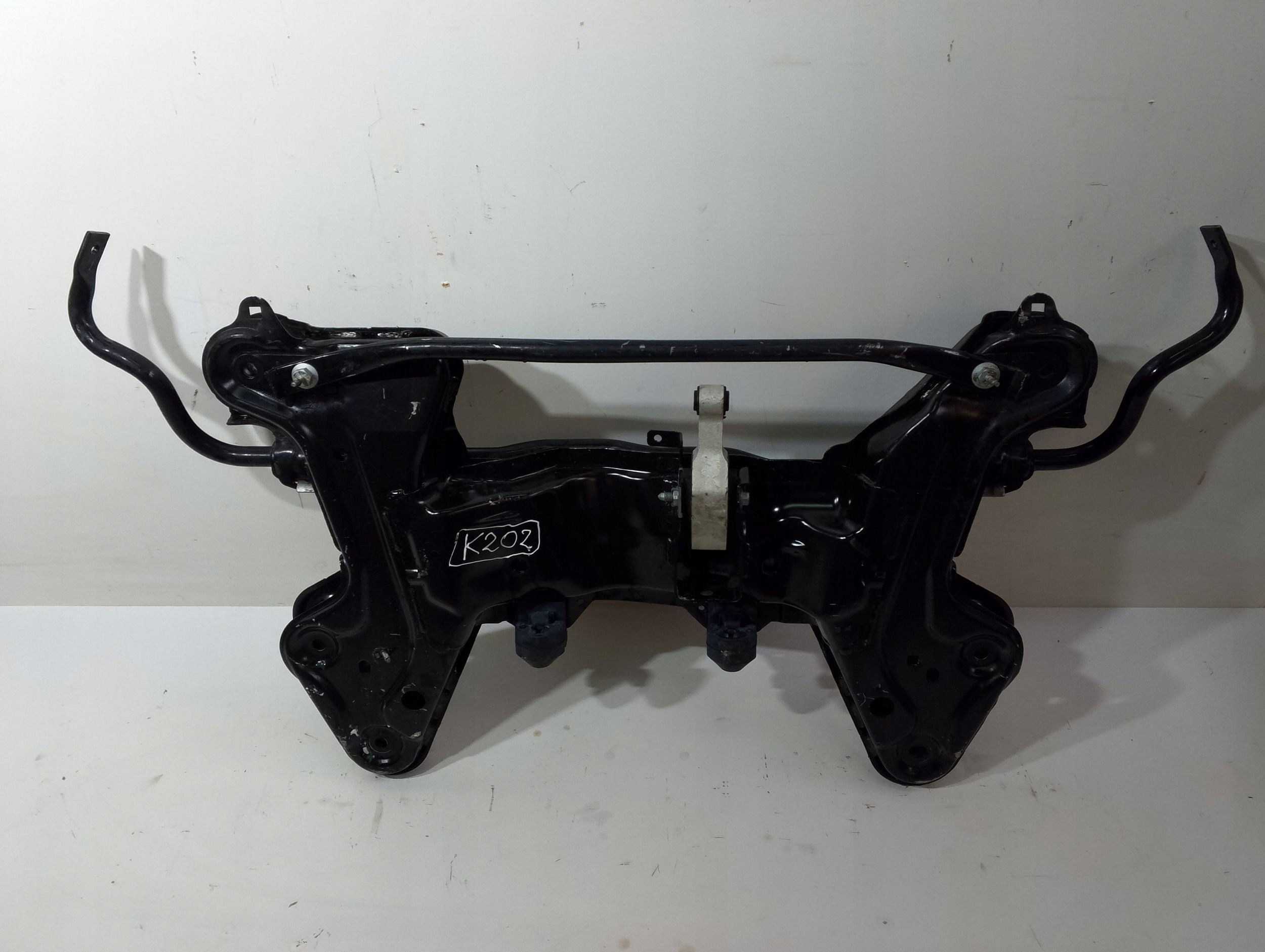 Citroen C3 III Peugeot 208 axle beam front 715974 (K202)