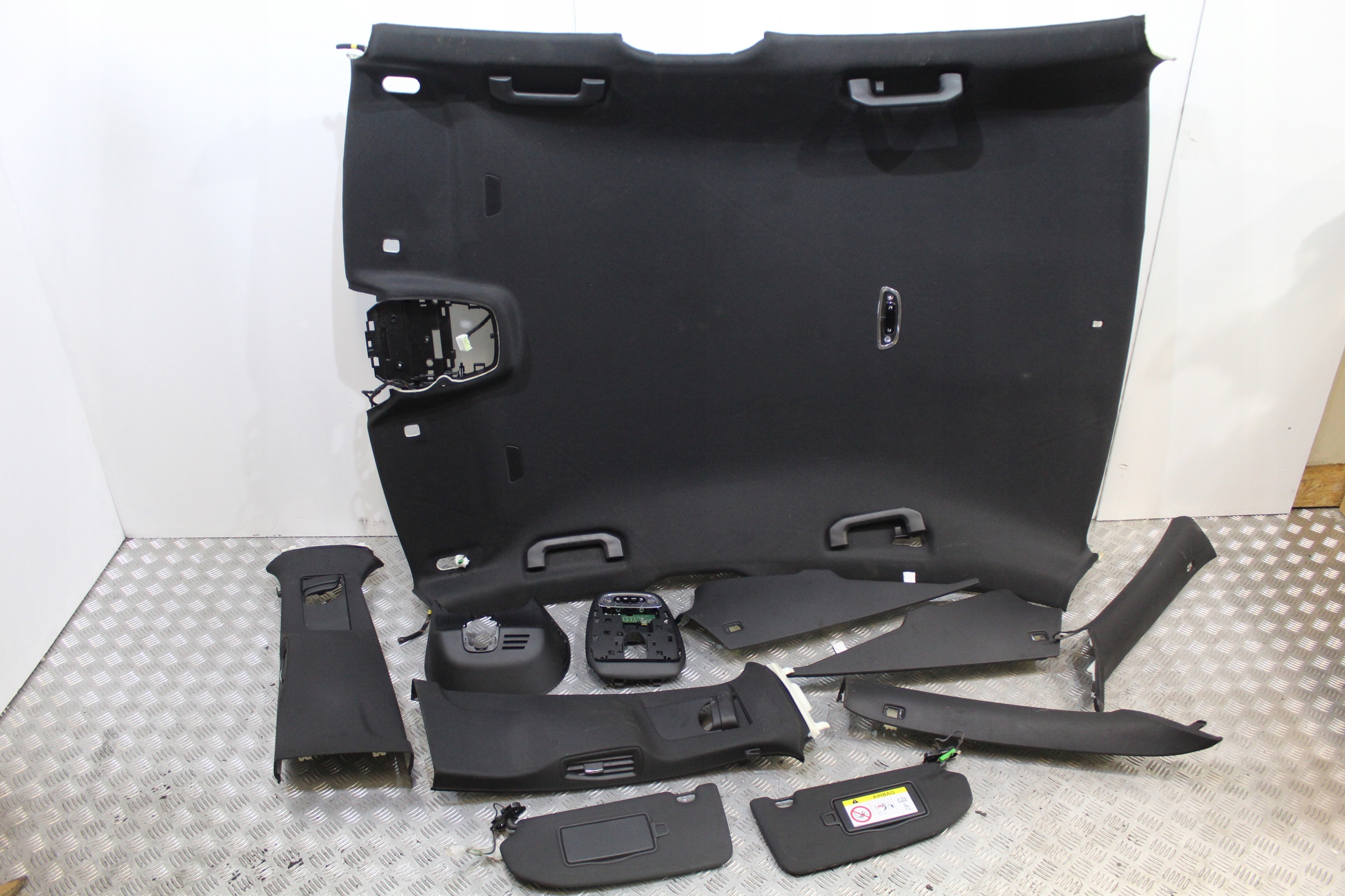 roof upholstery pillars VOLVO S60 III 3