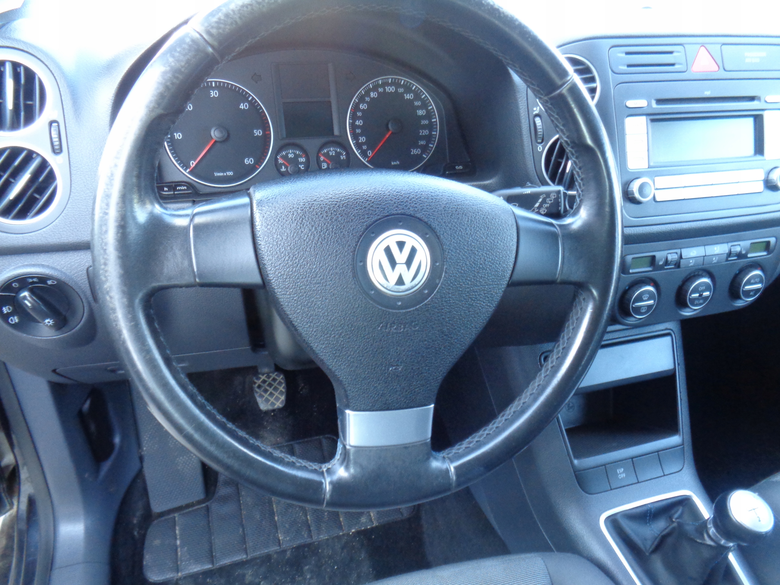 VW GOLF V 5 plus dashboard console airbags airbag tension belts