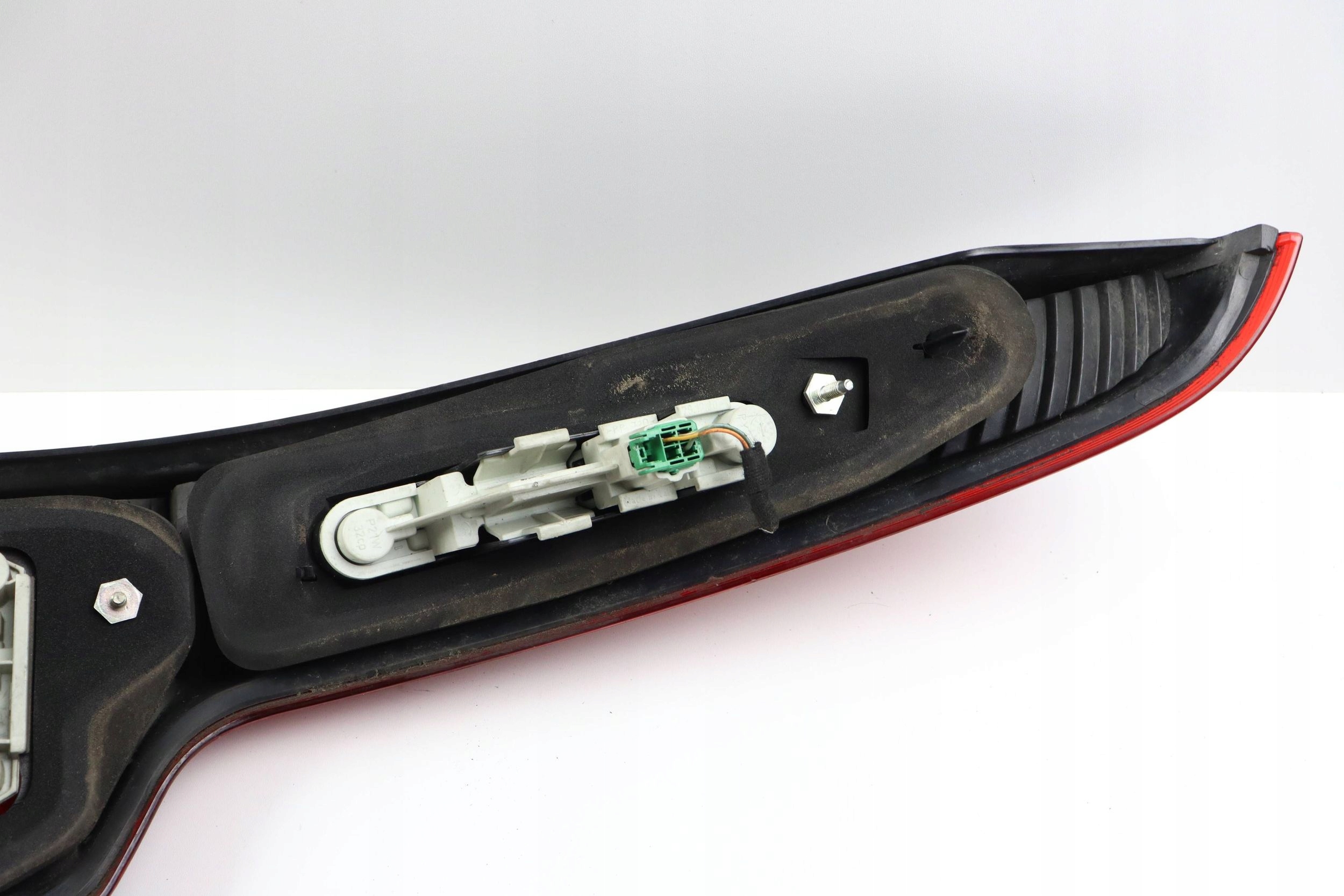 VOLVO V50 light left rear rear part EUROPA 30678749