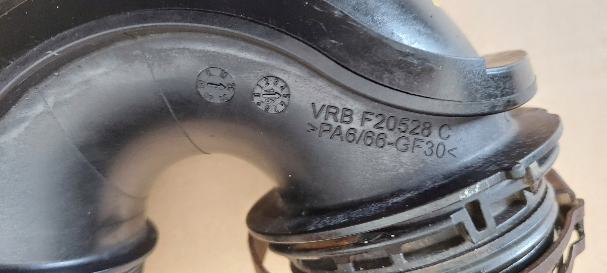 pipe KOLANO OPEL INSIGNIA 08-17 20528C