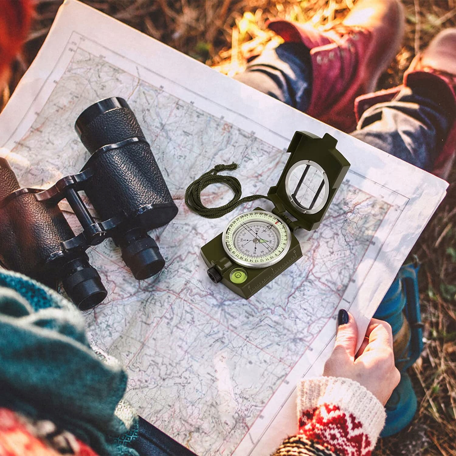 KOMPAS PRYZMATYCZNY WOJSKOWY MAPOWY BUSOLA 2w1 NOC Marka inna marka