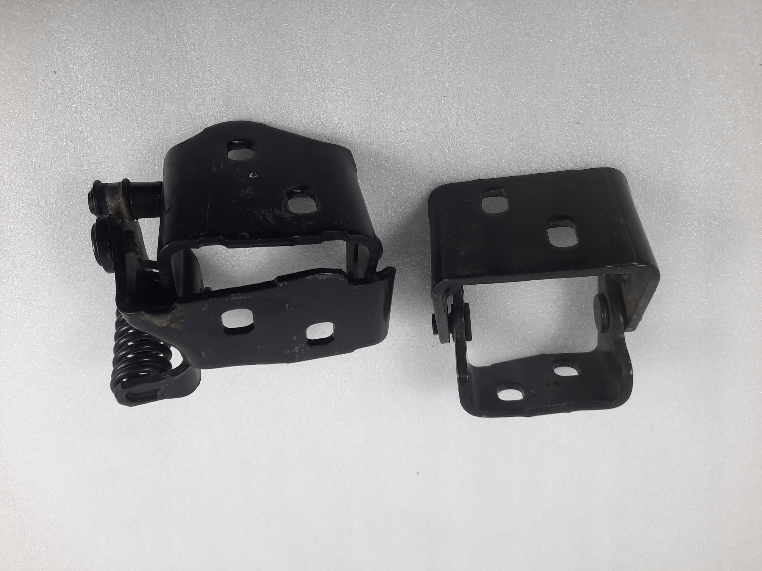 Дверні петлі лівий передній CORVETTE C6