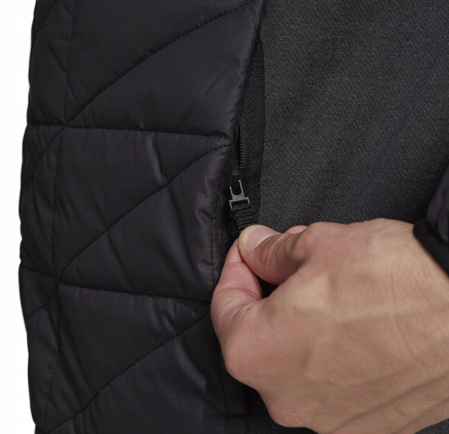 ADIDAS LEKKA KURTKA MĘSKA SPORTOWA PRZEJŚCIOWA DOPASOWANA SLIM FIT KAPTUR Rozmiar XS