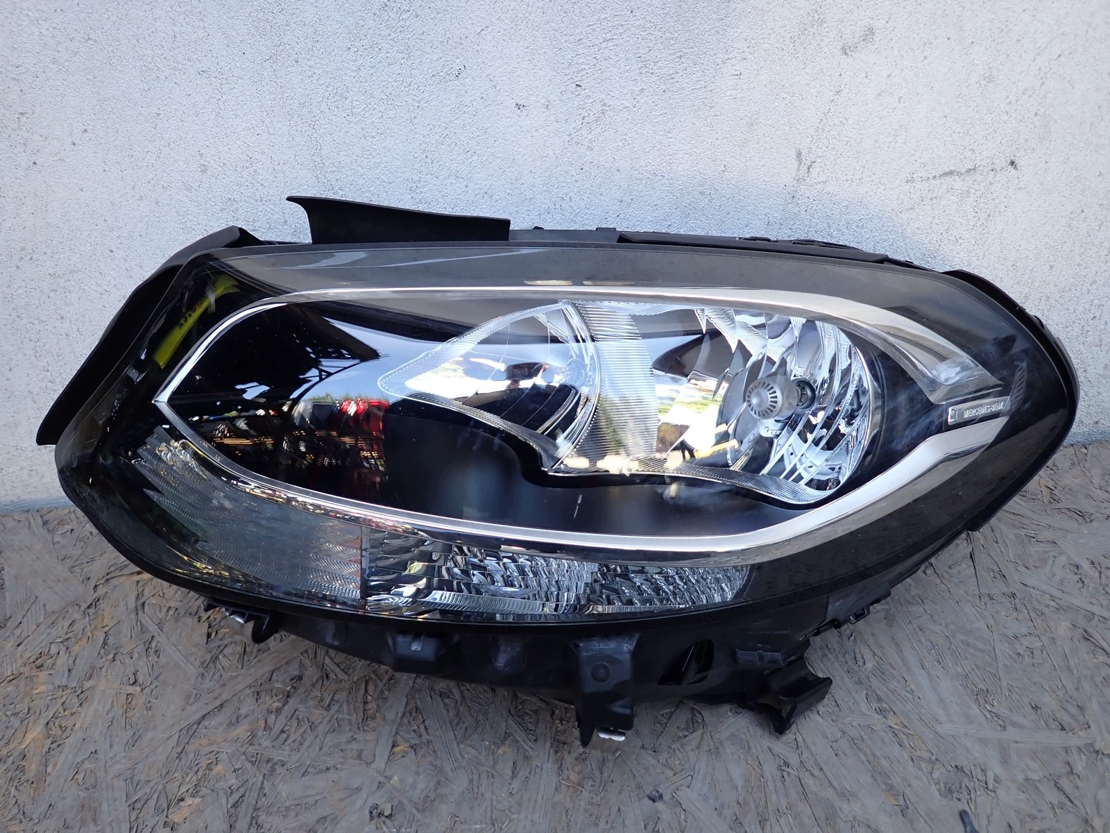 light left REFLEKTOR left MERCEDES B KLASA LIFT 246 15- A2468205361 167
