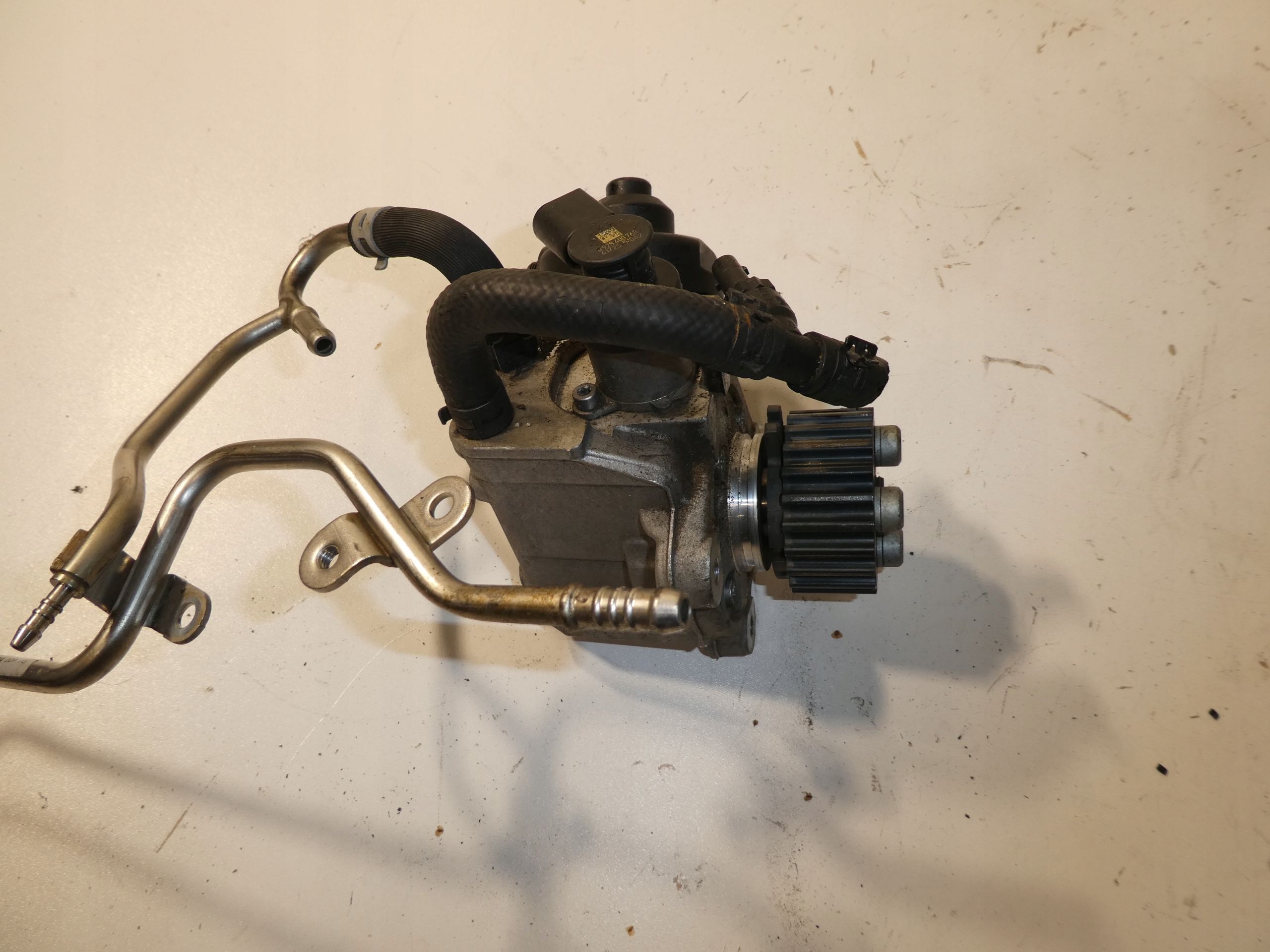 VW SKODA SEAT AUDI 2,0 TDI EINSPRITZPUMPE 03L130755AC