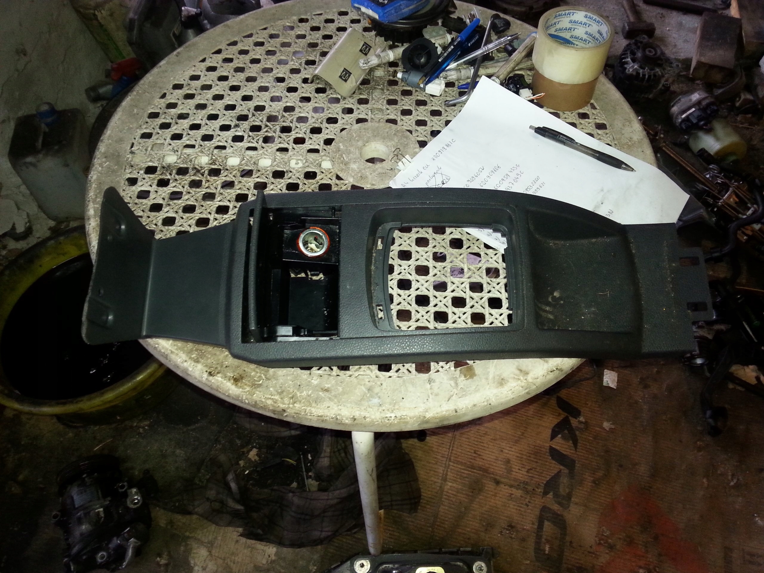 VW POLO IV TUNEL - TUNEL SRODKOWY POPIELNICZKA