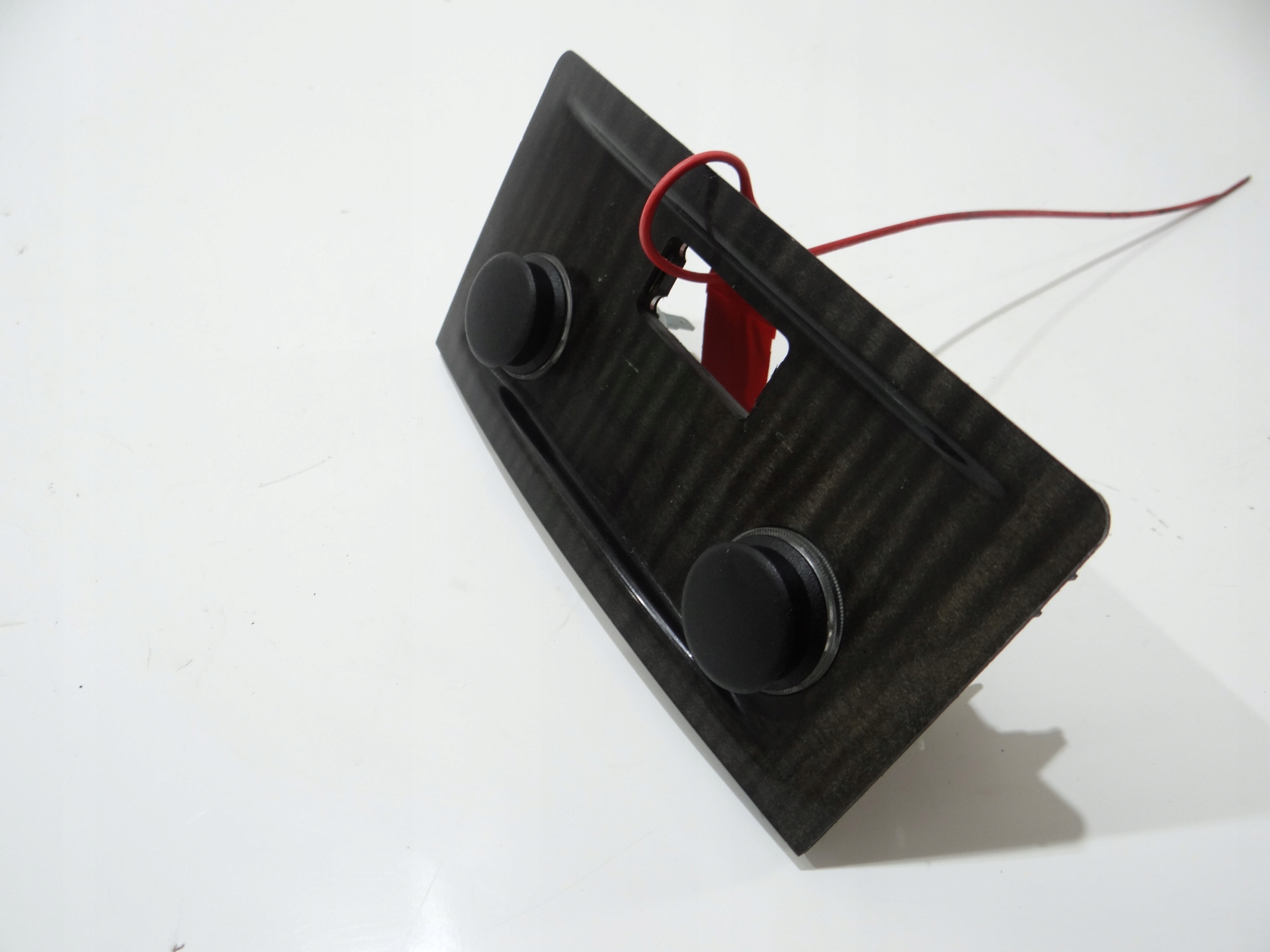 DEKOR Adapter, Stecker ZAPALNICZKI BMW E60 E61 OE 7141072 (14564898)