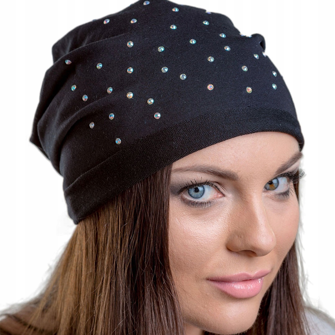 

Czarna Czapka Beanie Smerfetka Modna Cyrkonie