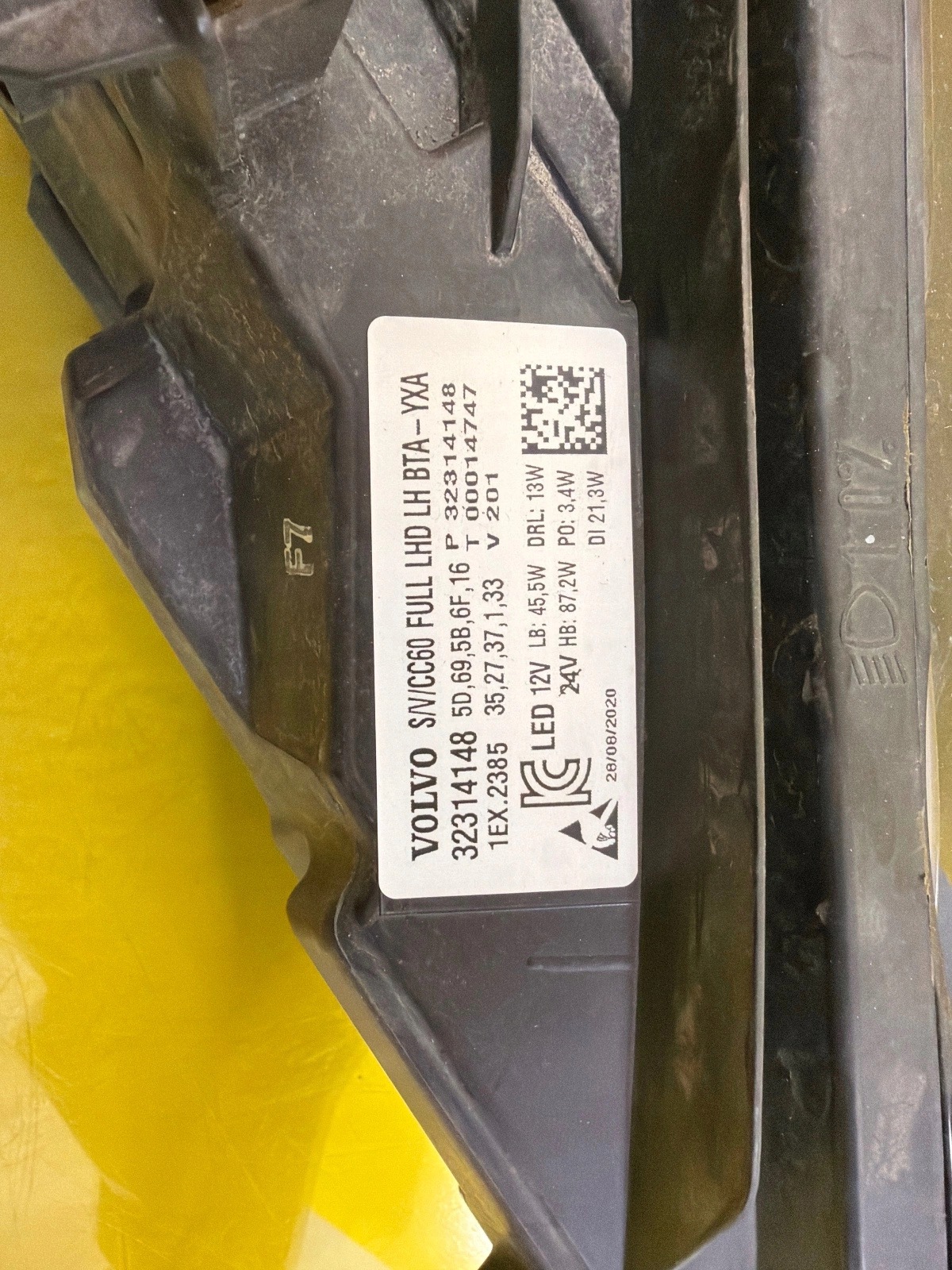 light left Volvo V60 S60 II 2018- Full Led 32314148