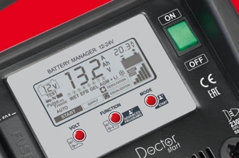 Elektroniczny Prostownik z rozruchem 570A TelWin Producent code Doctor 630