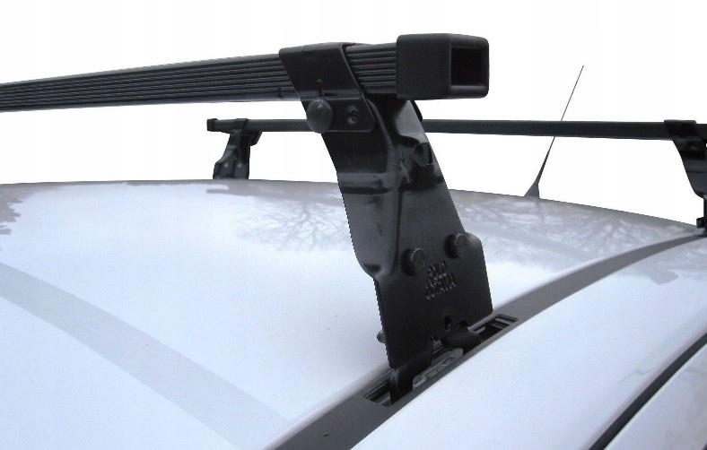 Bagażnik Mont Blanc supra 73 do Opel Corsa D 2006->2014 Corsa E 2014-> Producent Mont Blanc