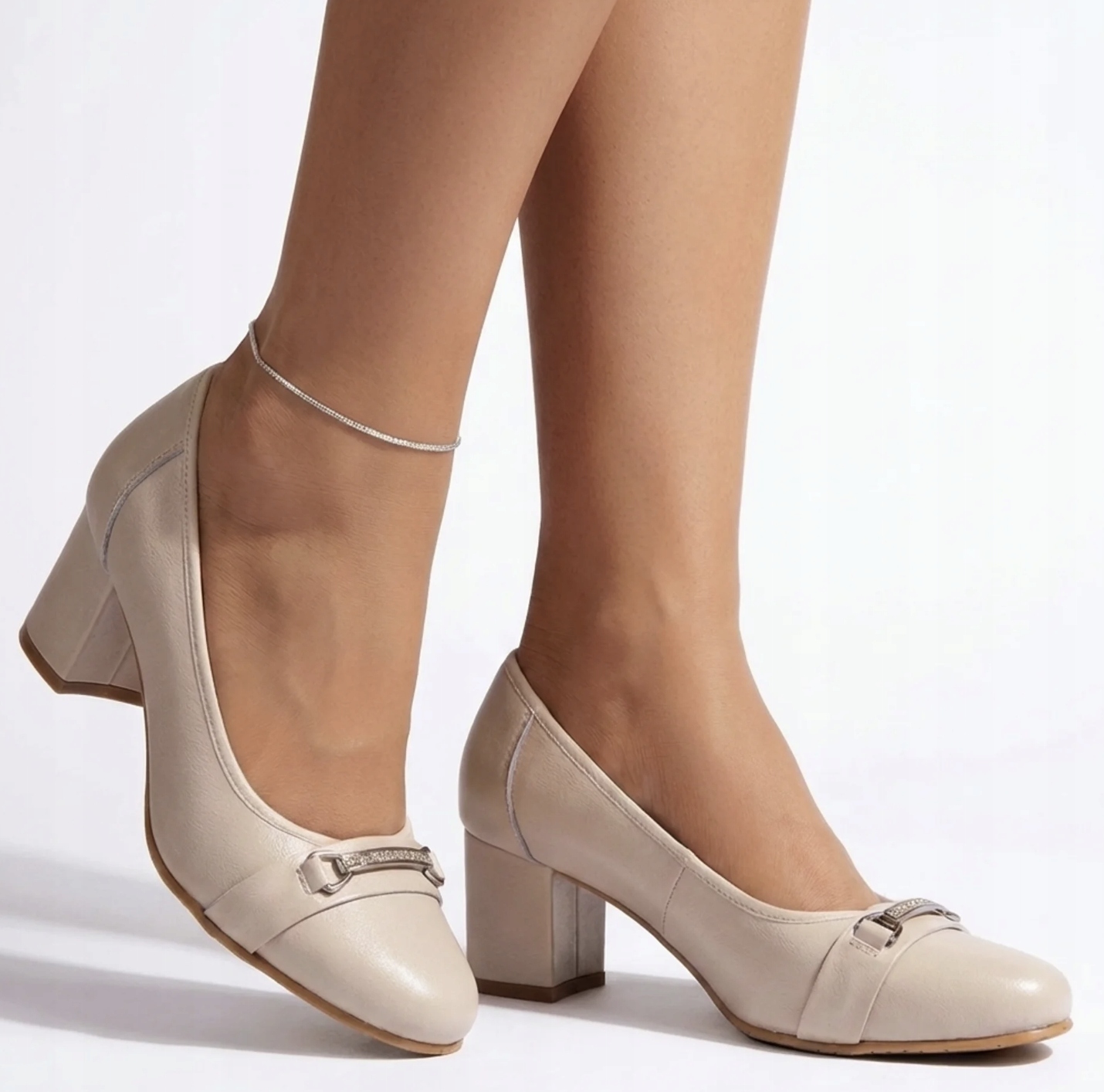 Skórzane Czółenka Półbuty Damskie Na Obcasie Cambell 19450 Beżowe Buty 39