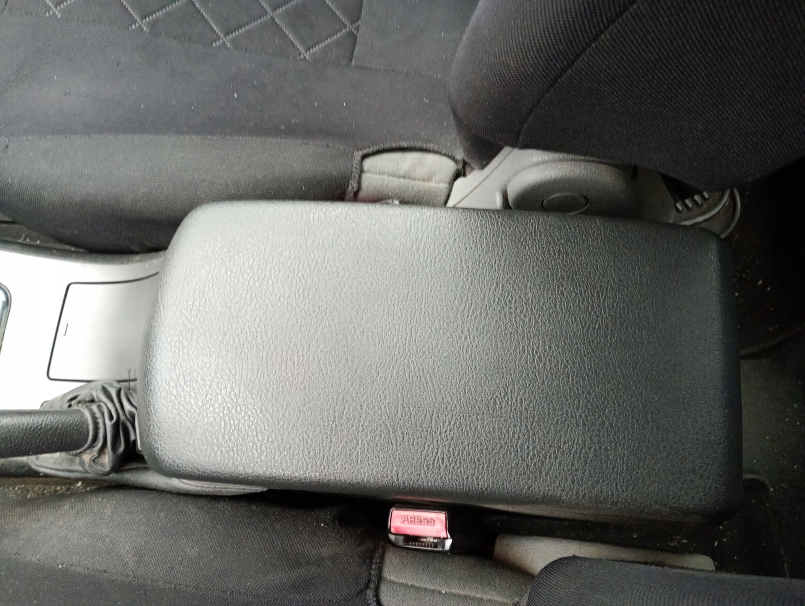 PEUGEOT 407 SW 04-10 armrest TUNEL central