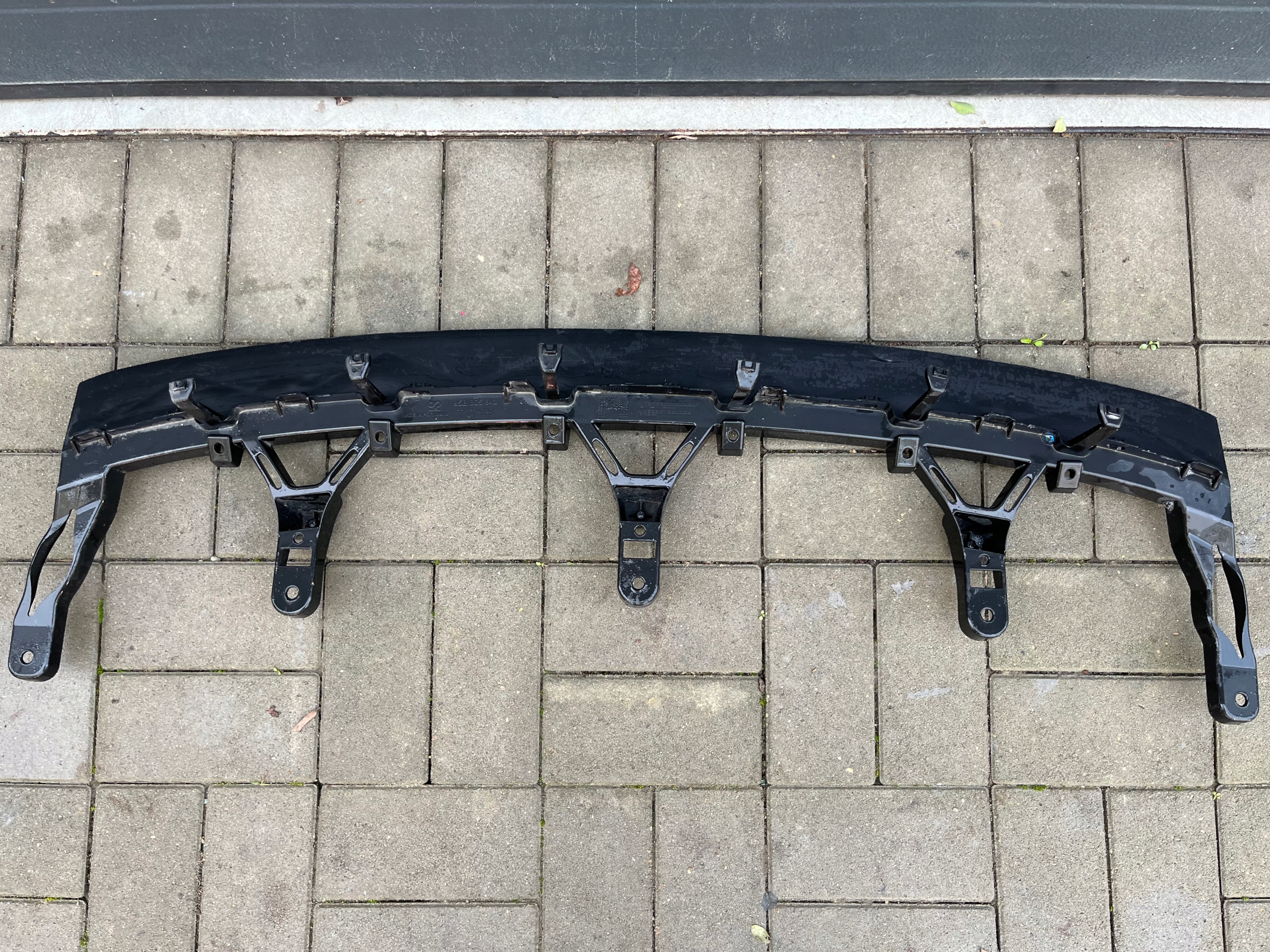 PORSCHE MACAN 95B TRÄGER UNTERE