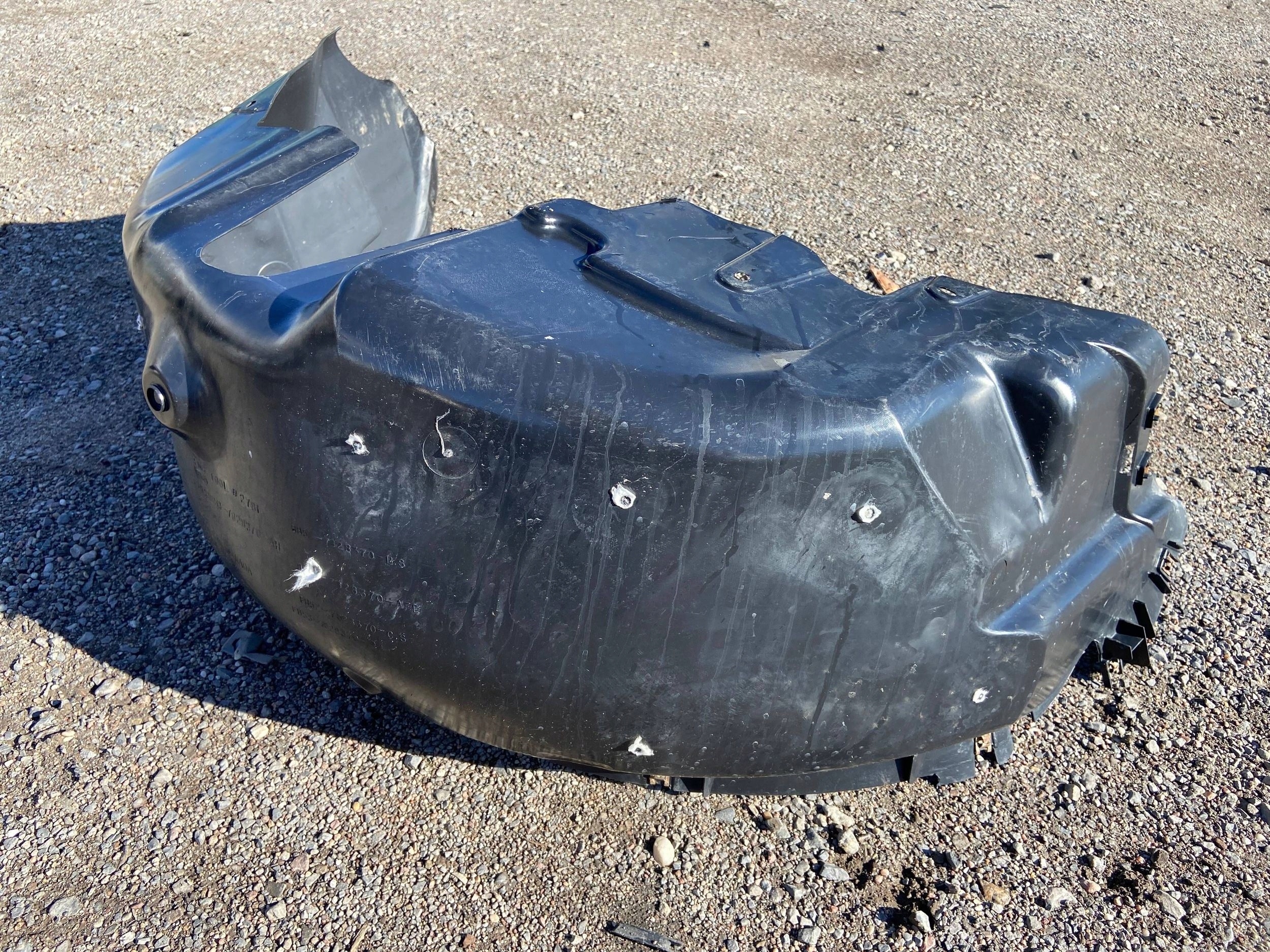mudguard right right rear part rear. Ford Explorer V 2016