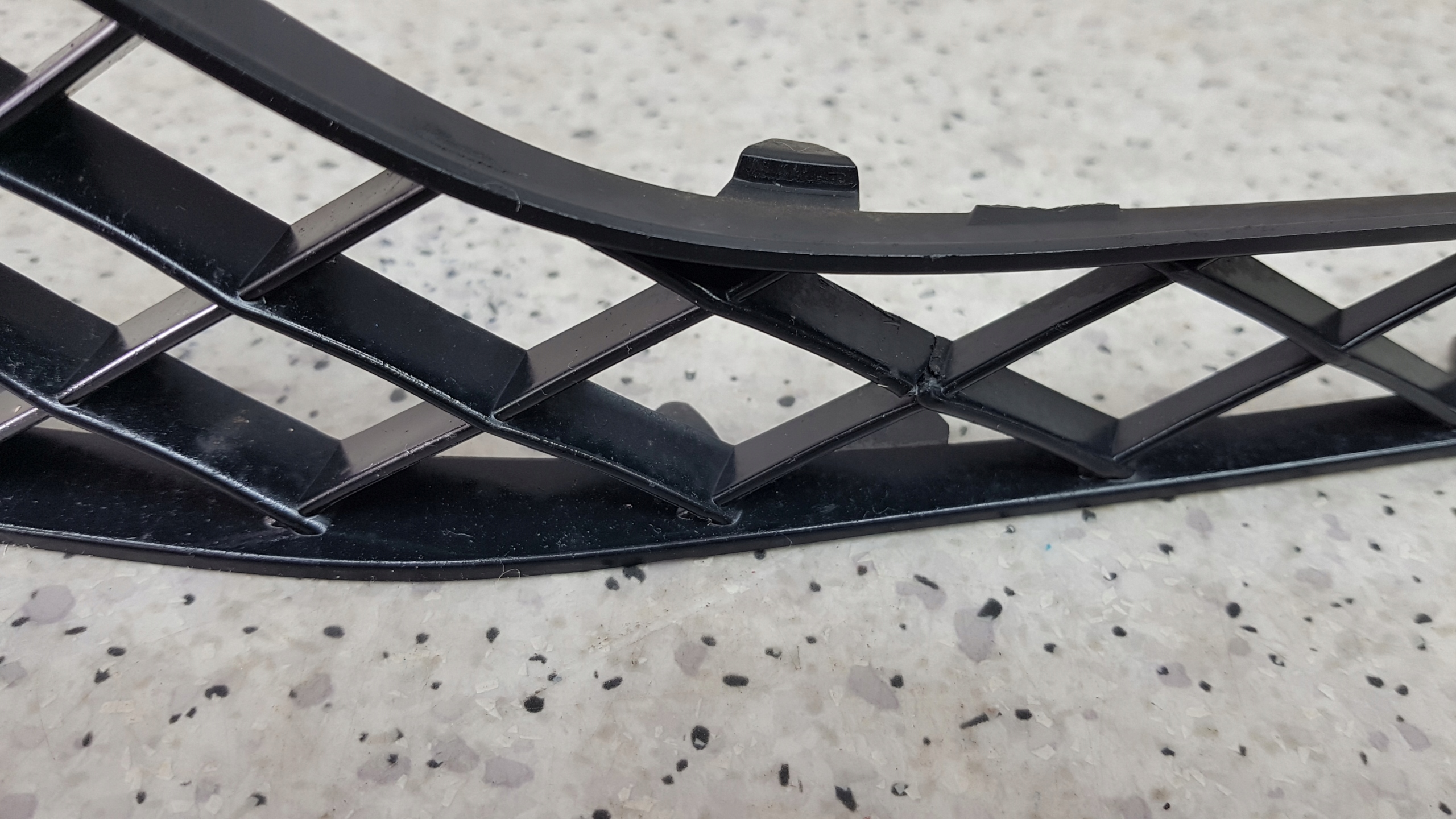 BENTLEY BENTAYGA left grid bumper front 3622